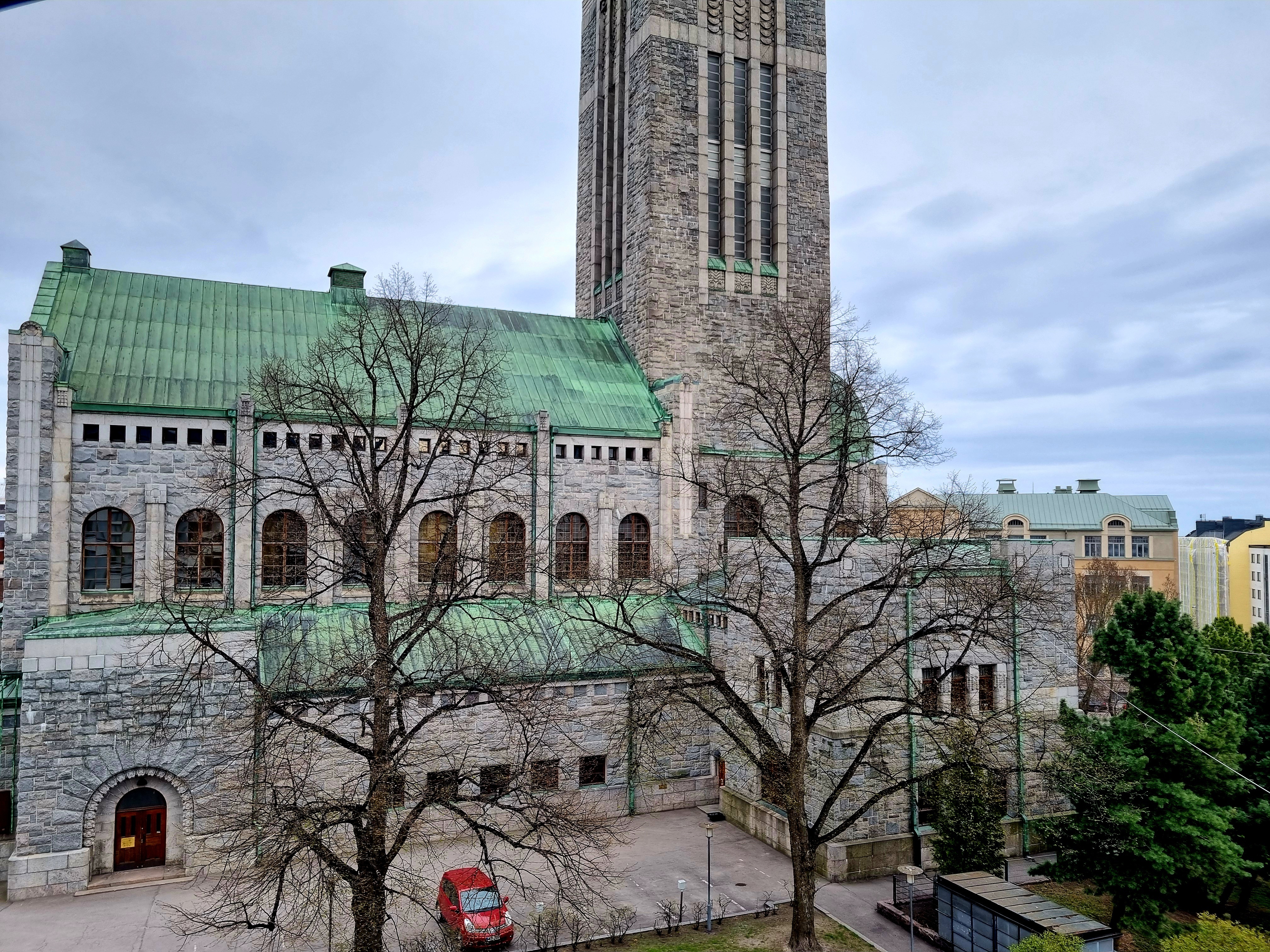 Olohuoneen ikkunanäkymät