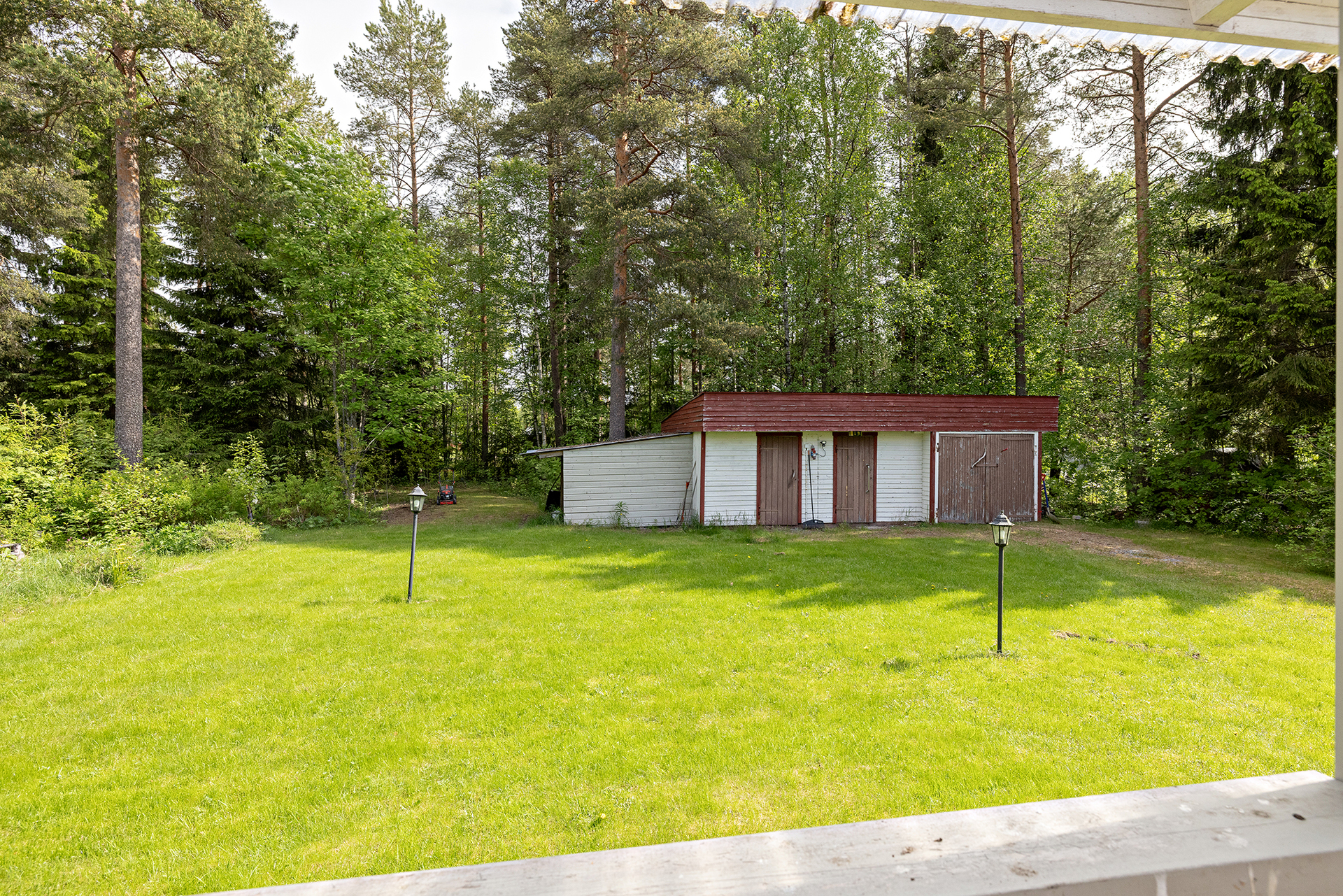 Oikotie 16, Keskusta, Vaala