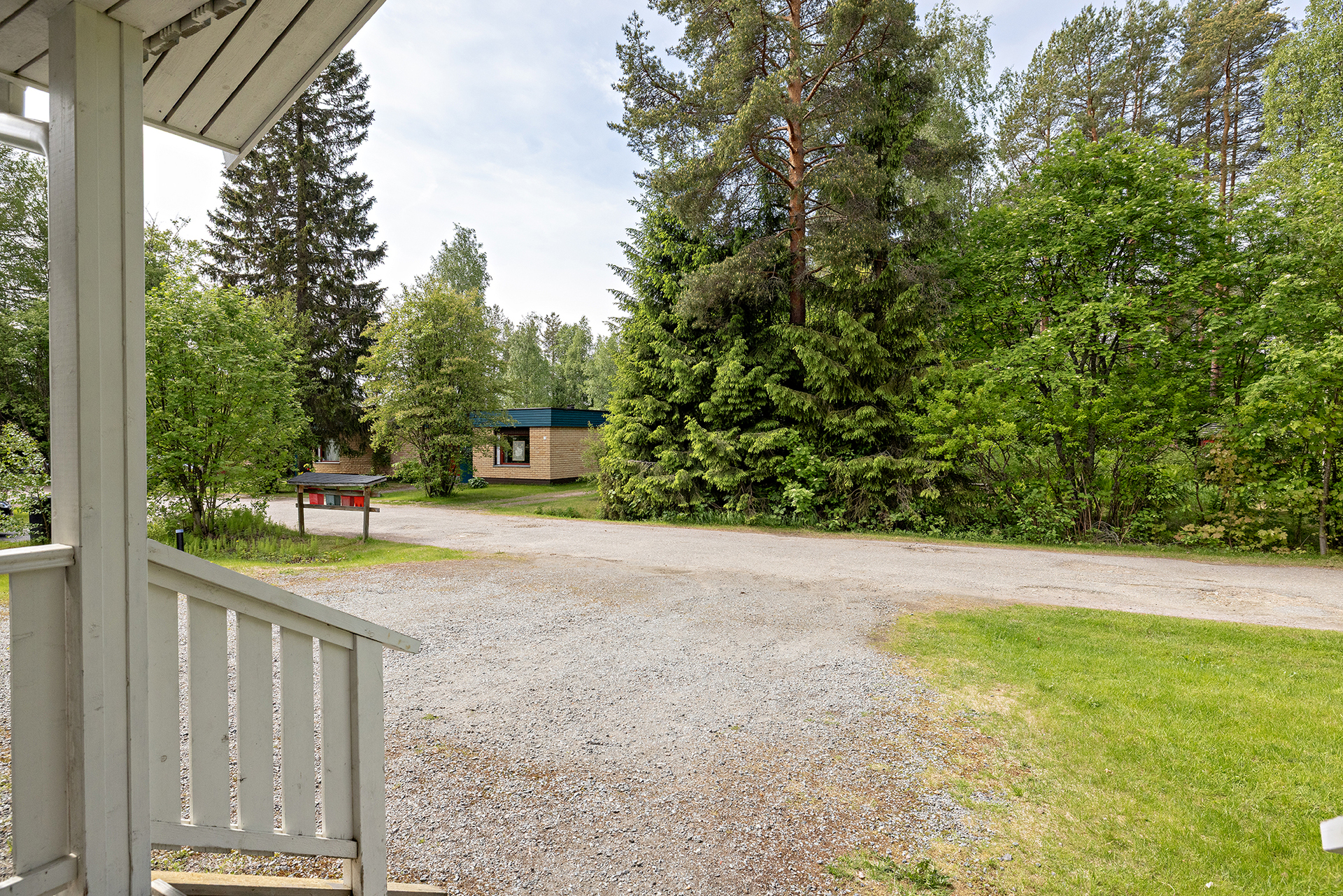 Oikotie 16, Keskusta, Vaala