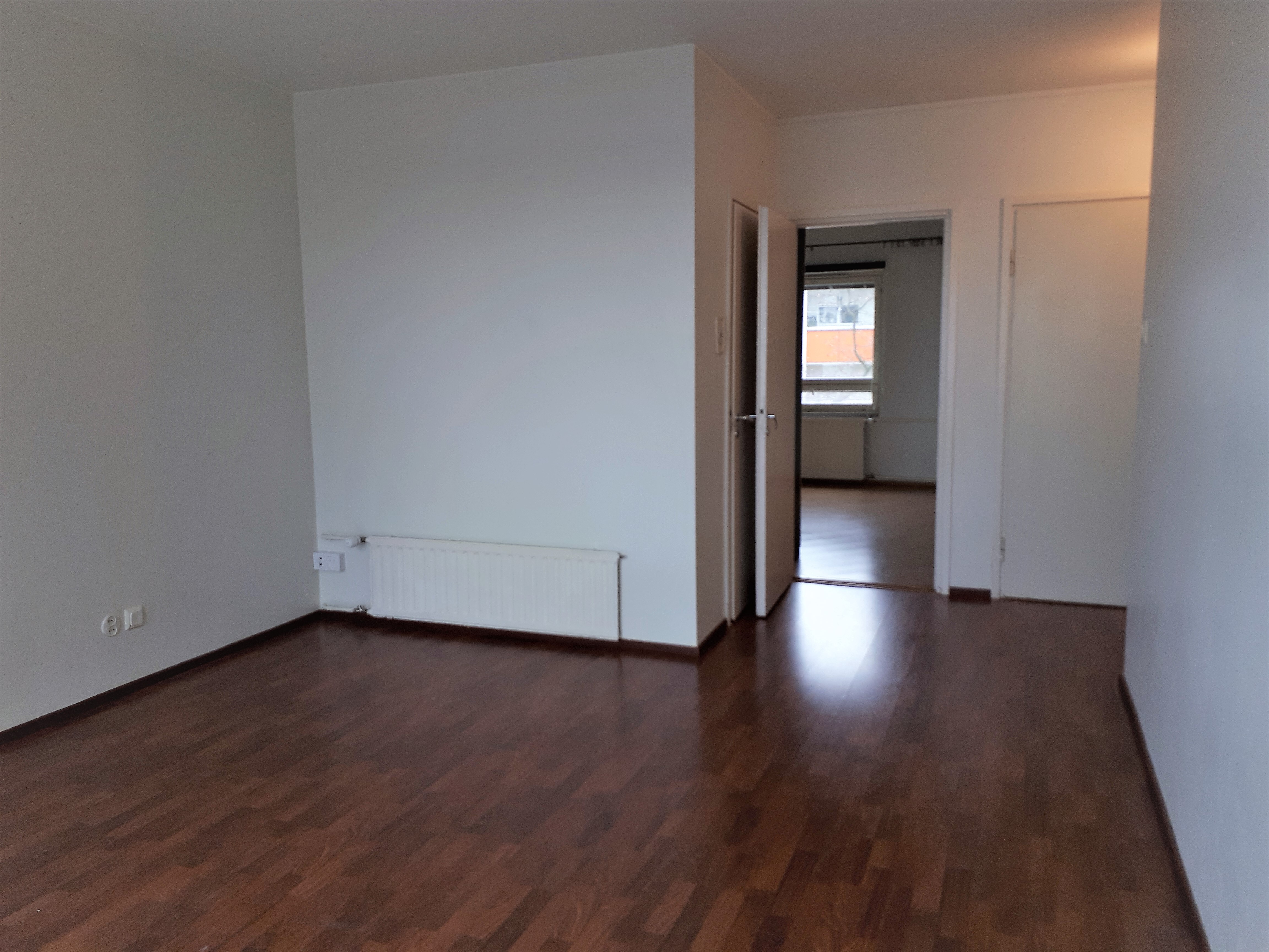 Lumikintie 3, Roihuvuori, Helsinki