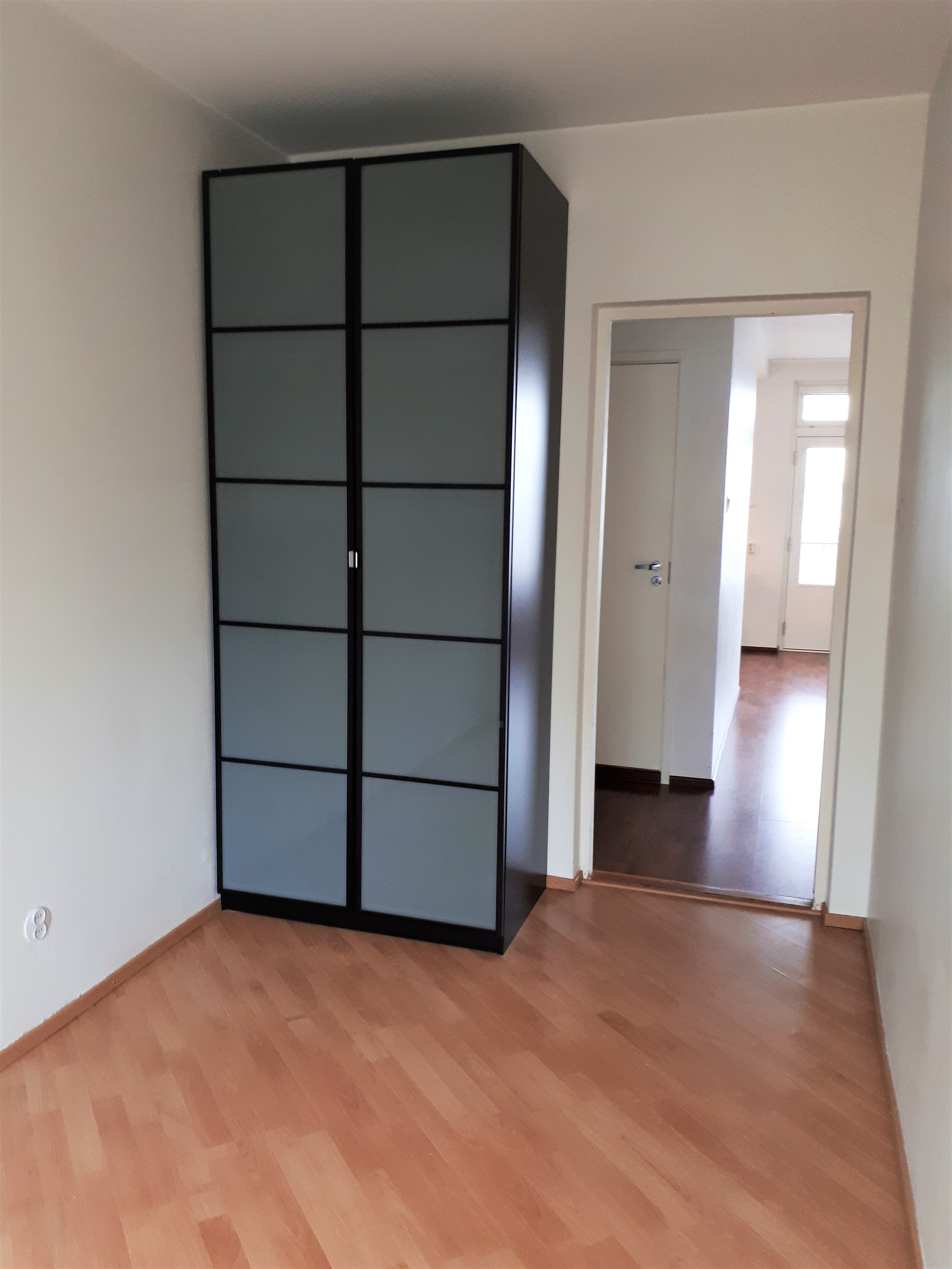 Lumikintie 3, Roihuvuori, Helsinki