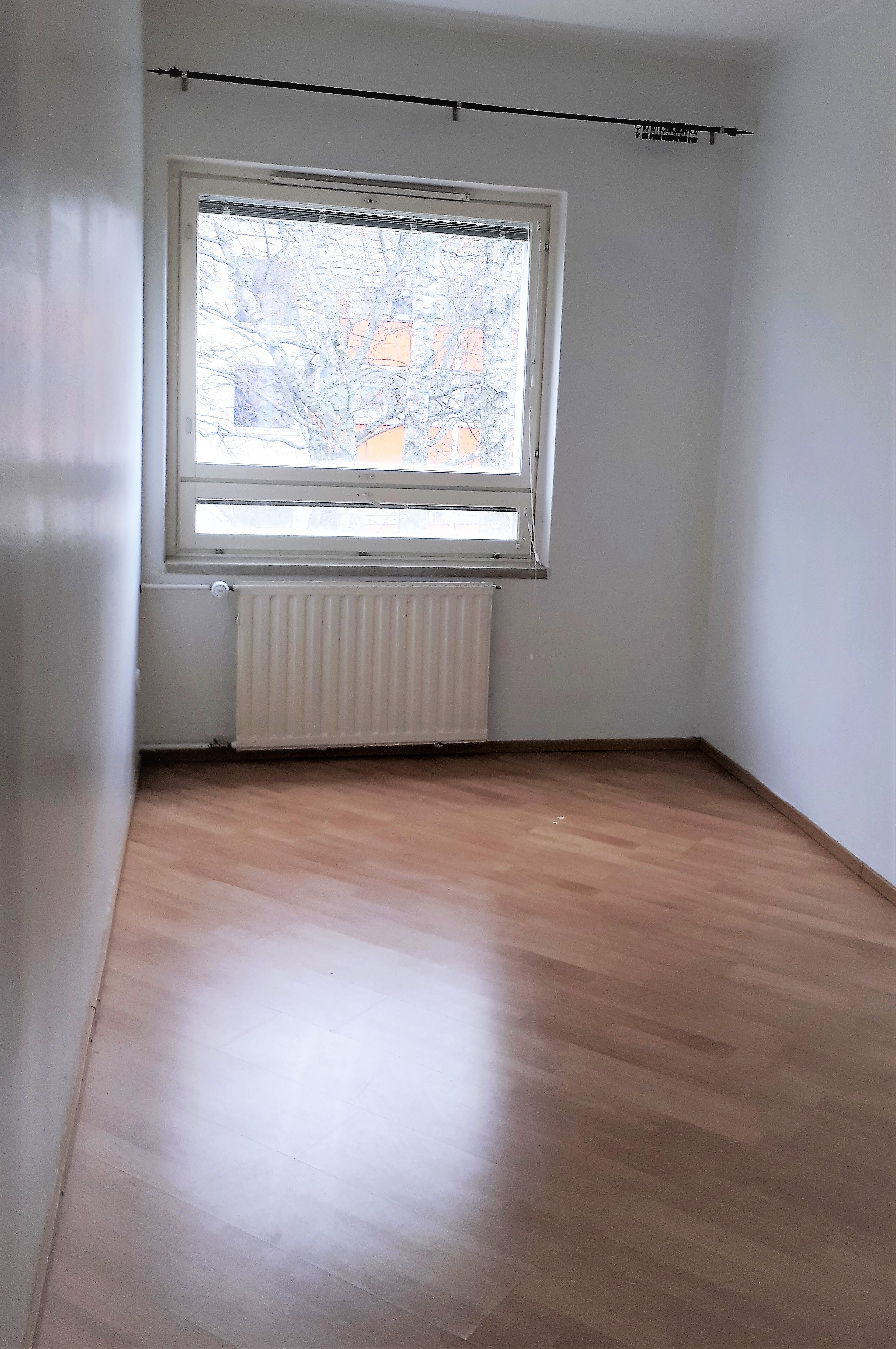 Lumikintie 3, Roihuvuori, Helsinki