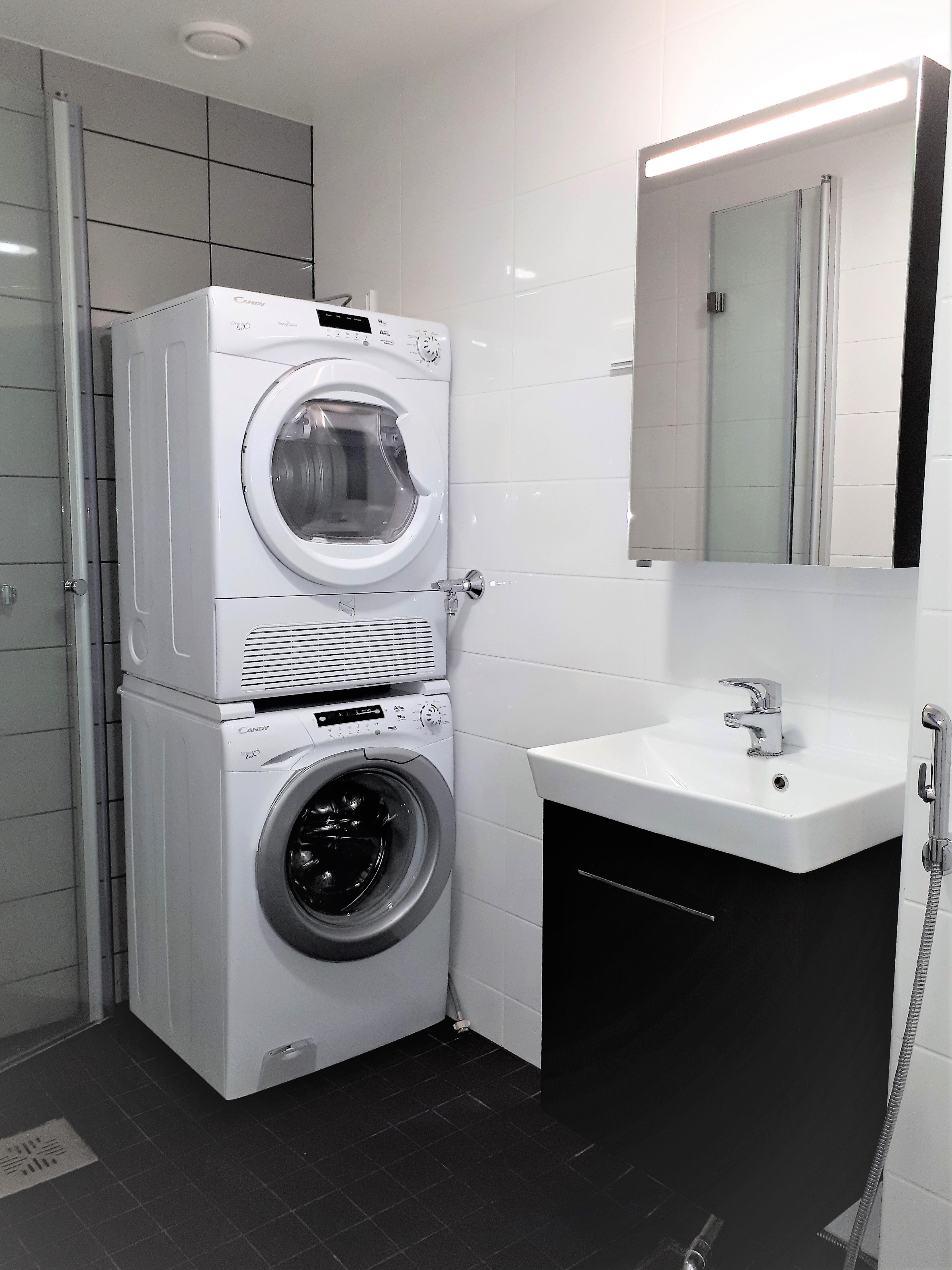 Lumikintie 3, Roihuvuori, Helsinki