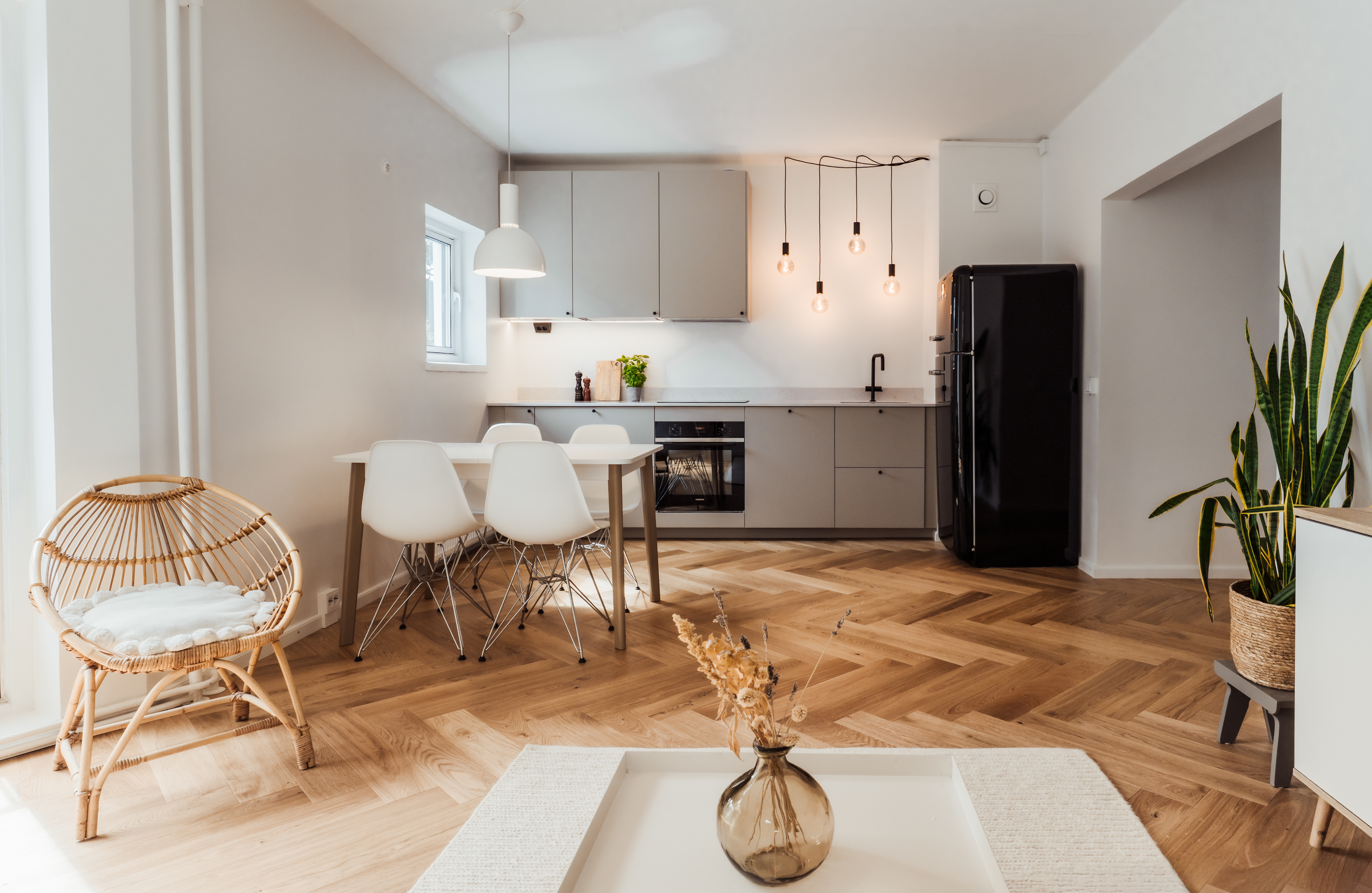 Näyttelijäntie 12, Helsinki