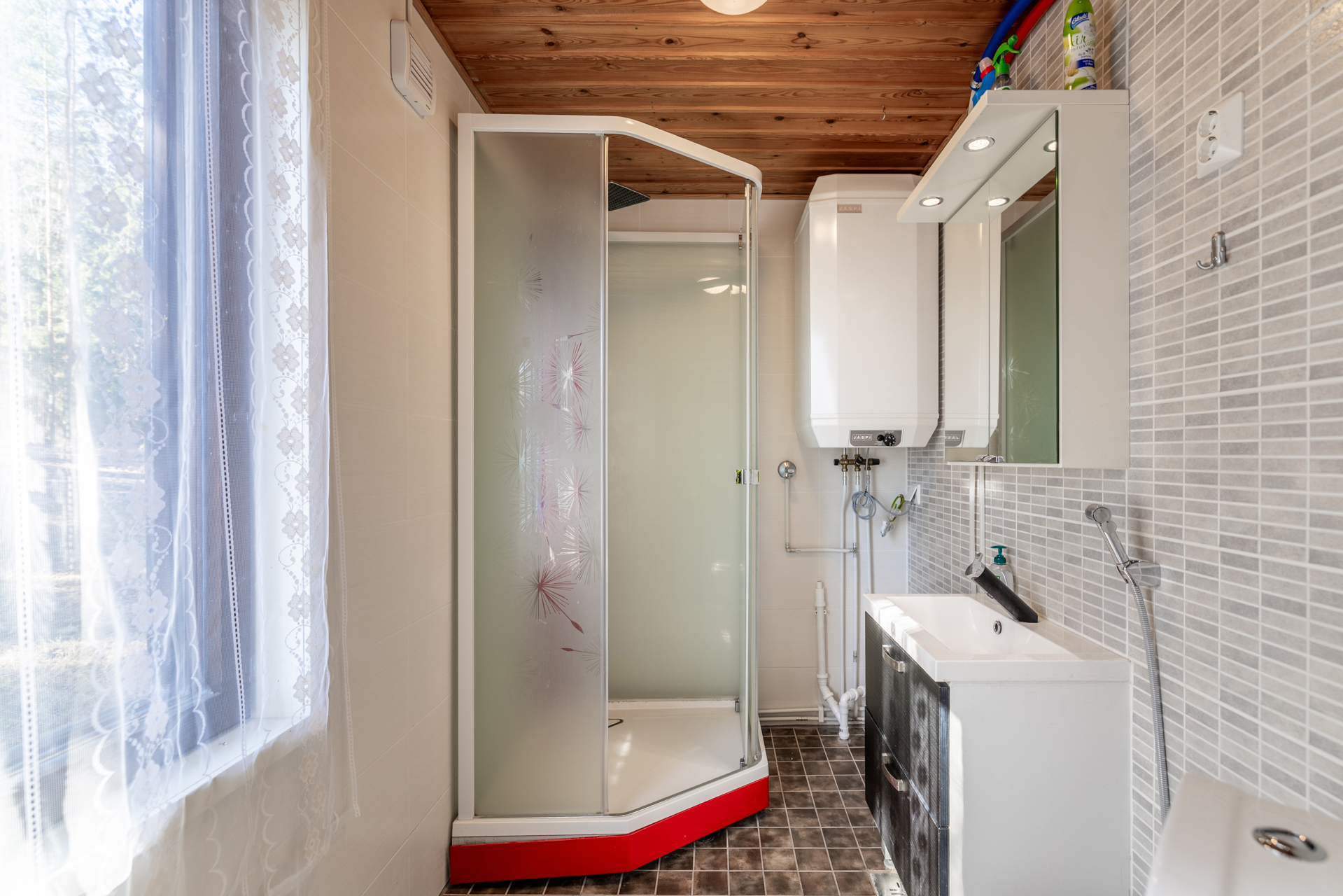 Ylänneenniementie 195, Kangasniemi