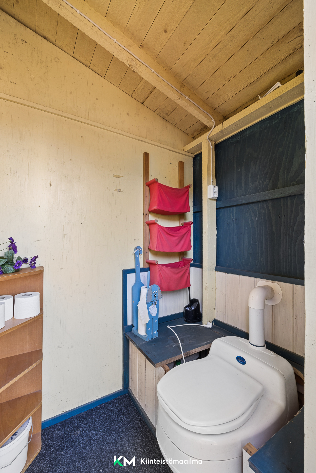 Asteripolku 67  Herttoniemen siirtolapuutarhamökki nro 67, Herttoniemi, Helsinki