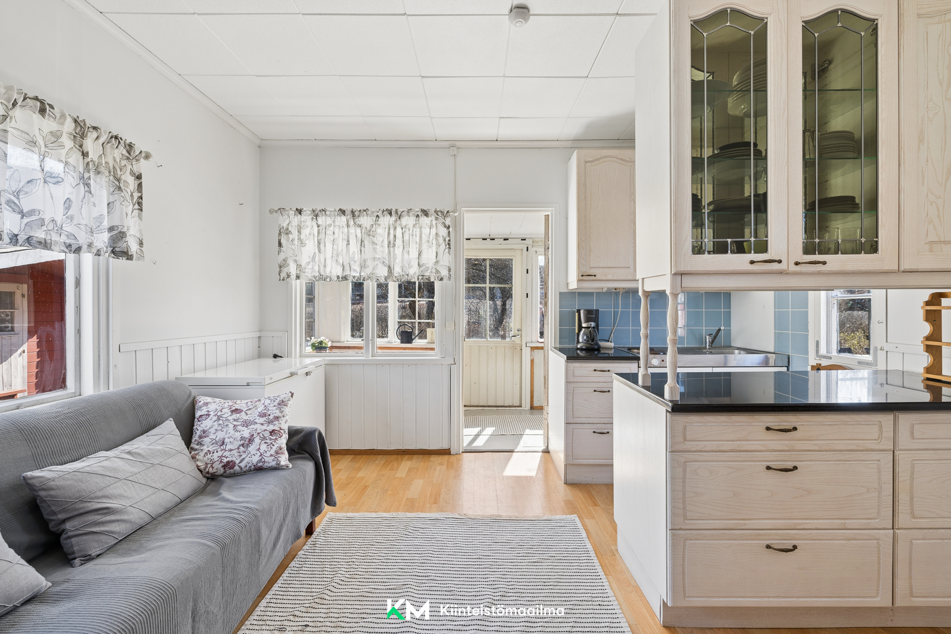 Asteripolku 67  Herttoniemen siirtolapuutarhamökki nro 67, Herttoniemi, Helsinki