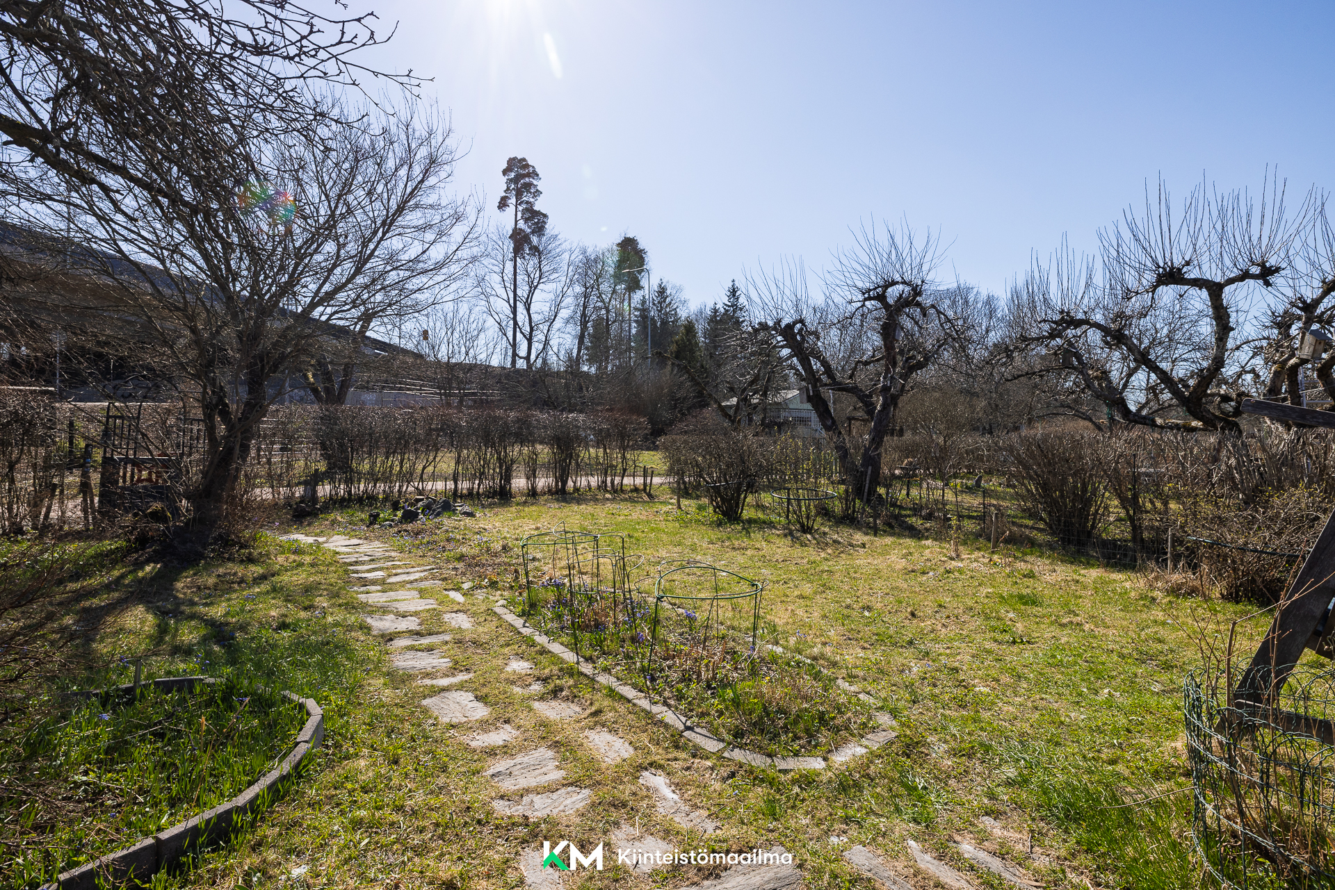 Asteripolku 67  Herttoniemen siirtolapuutarhamökki nro 67, Herttoniemi, Helsinki