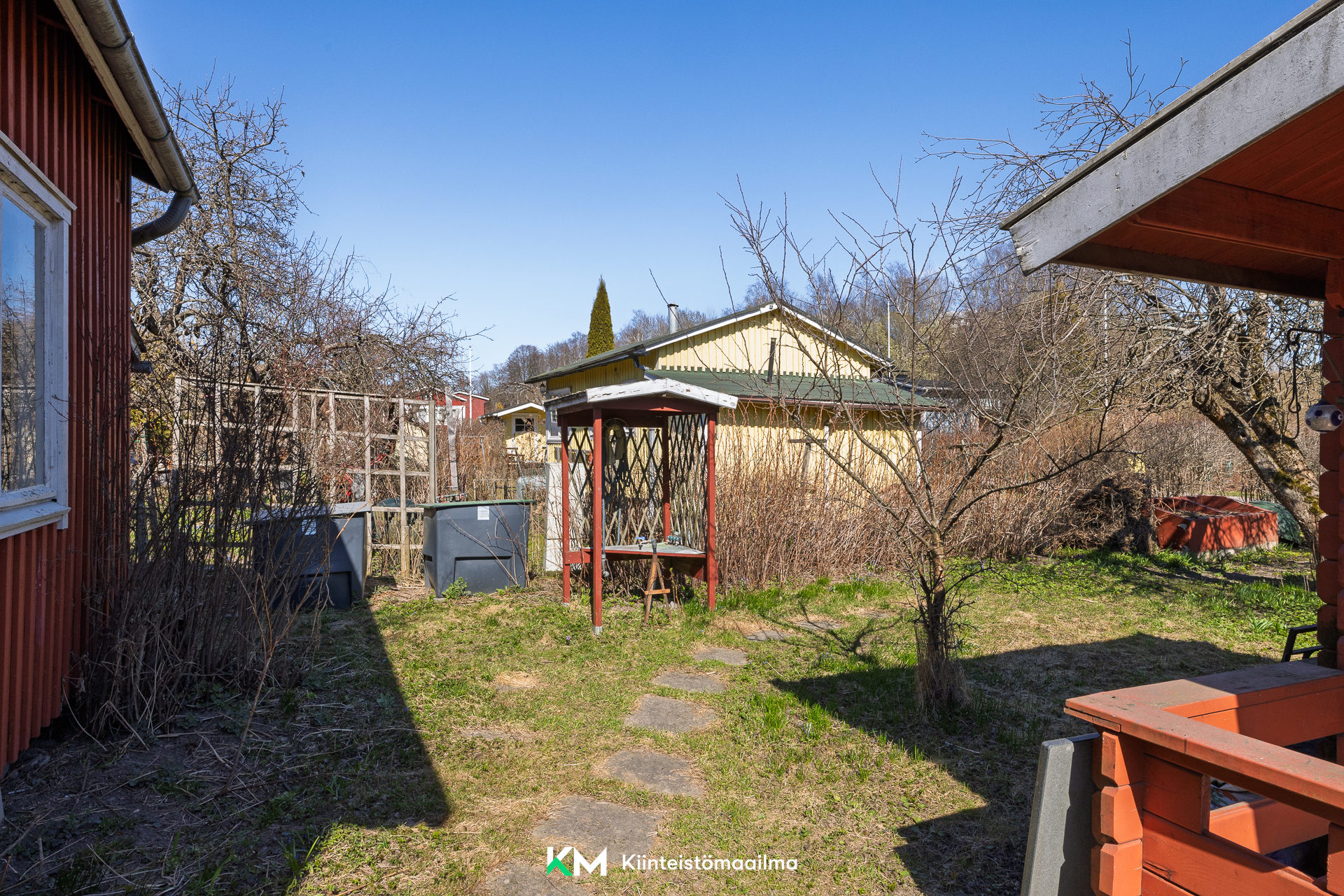 Asteripolku 67  Herttoniemen siirtolapuutarhamökki nro 67, Herttoniemi, Helsinki