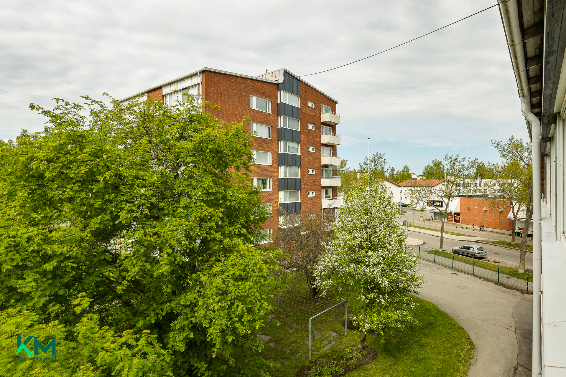 Tarkka-ampujankatu 16, Heinäpää, Oulu