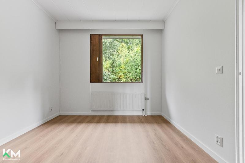 Mesikämmenkatu 2, Lahti