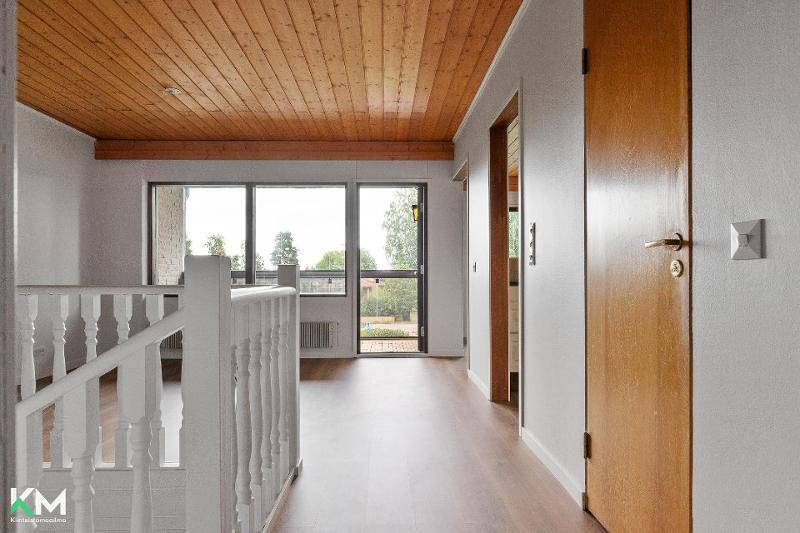 Mesikämmenkatu 2, Lahti