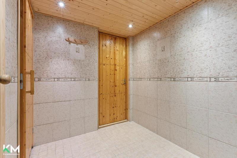 Mesikämmenkatu 2, Lahti