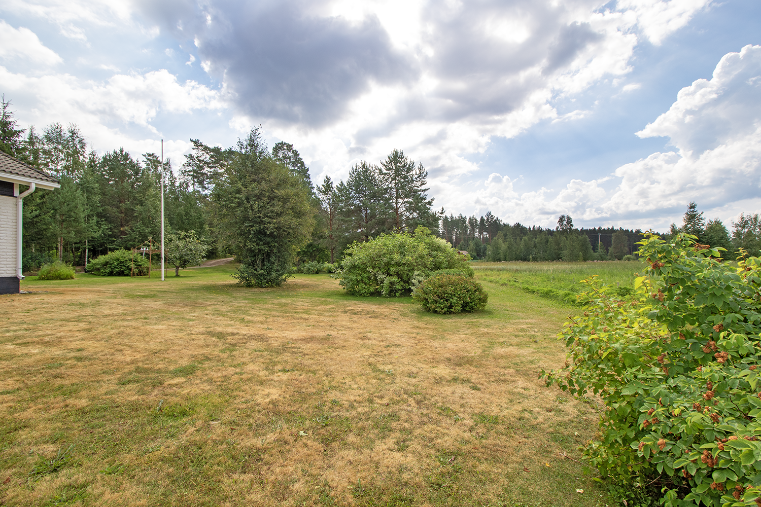 Lastulahdentie 540, Nilsiä