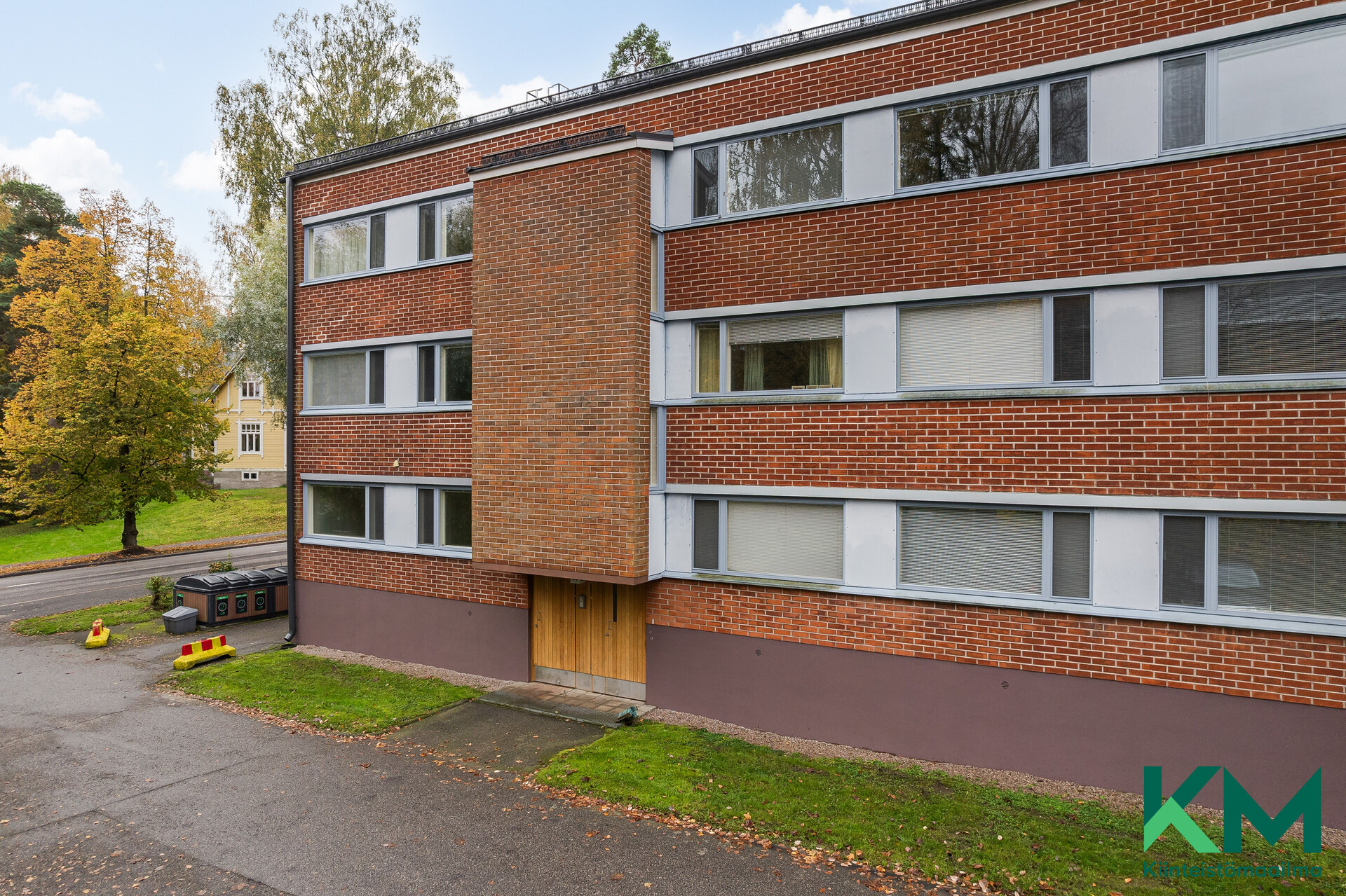 Thurmanin puistotie 4, Kauniainen