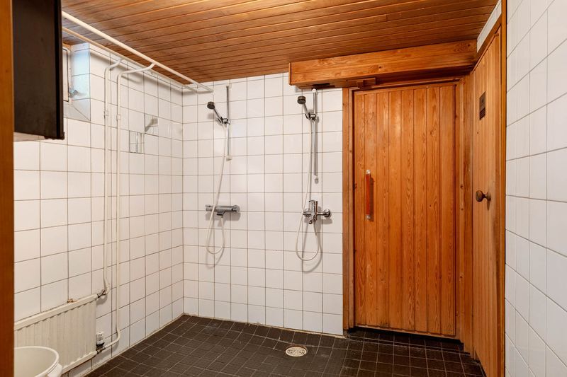 Laitatuulenkaari 56, Jollas, Helsinki
