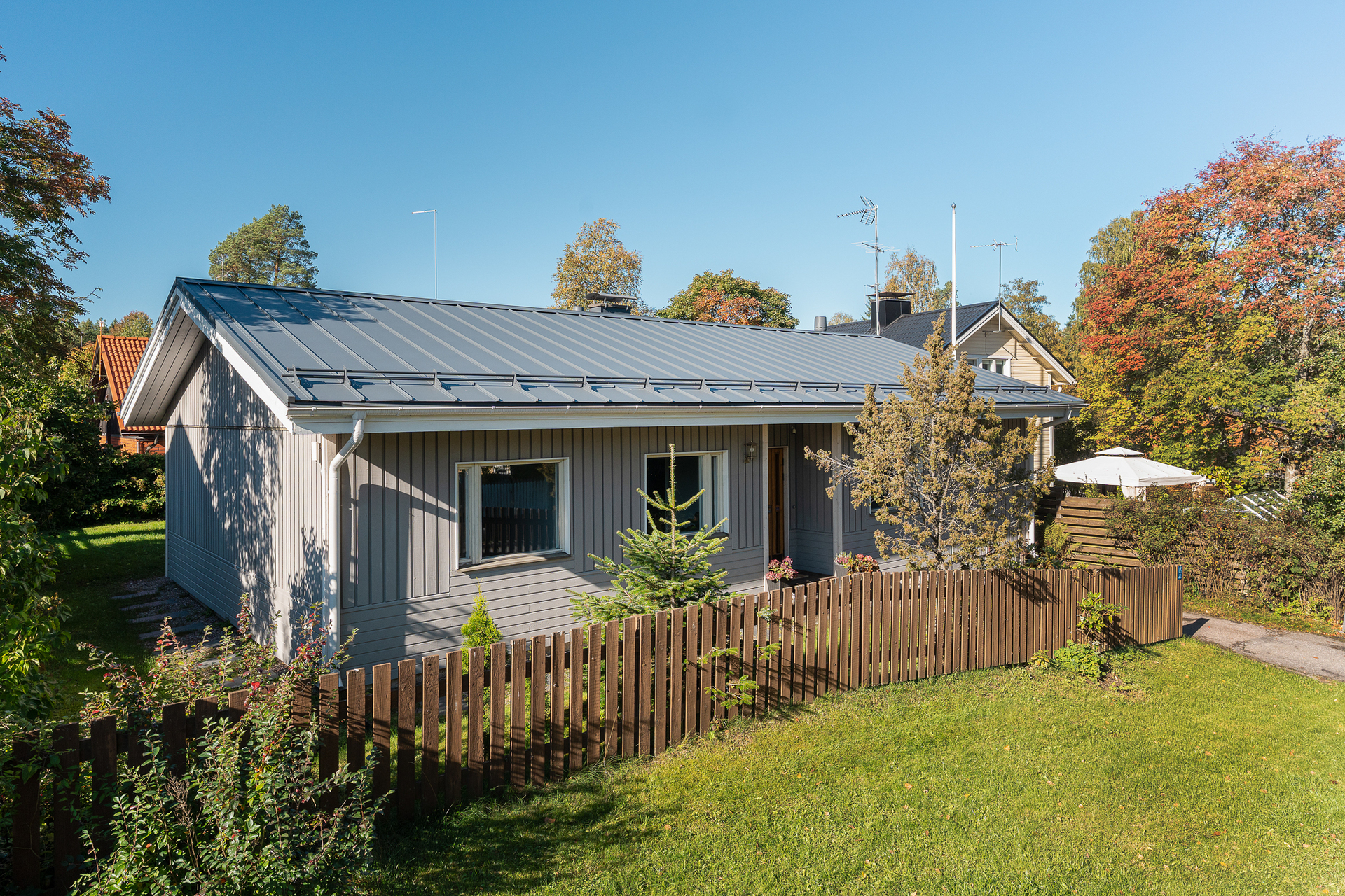 Tuohimäentie 72, Paloheinä, Helsinki
