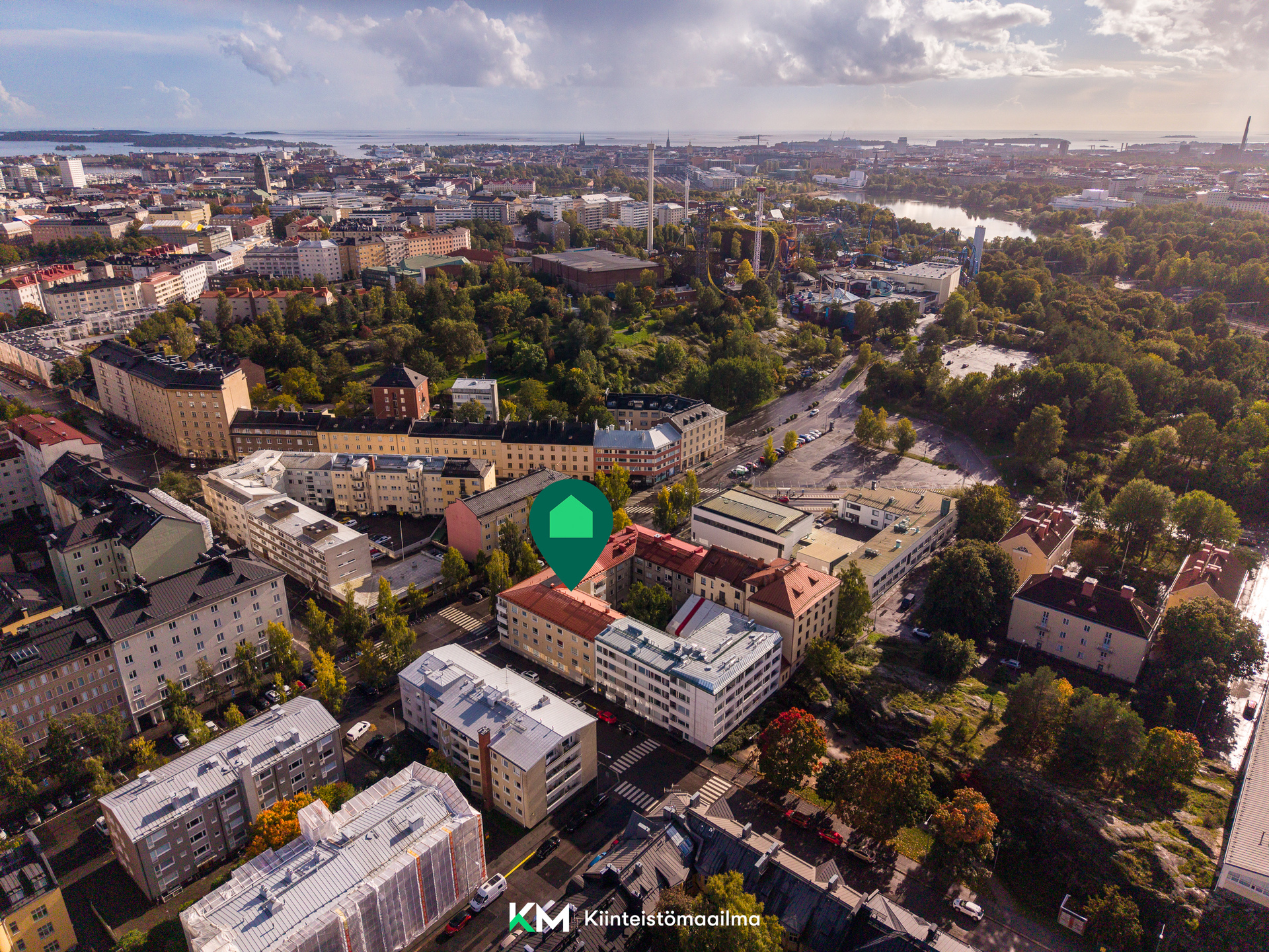 Linnanmäen kupeessa