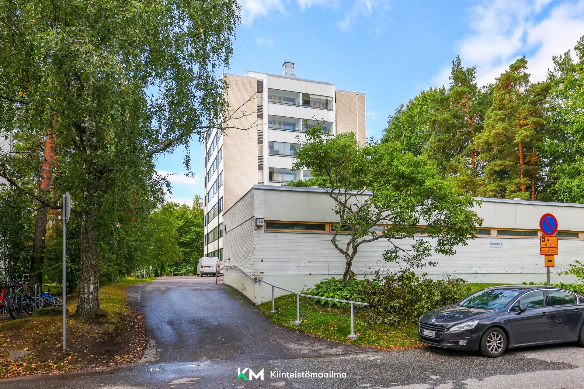 Luuvaniementie 14, Niemenmäki, Helsinki