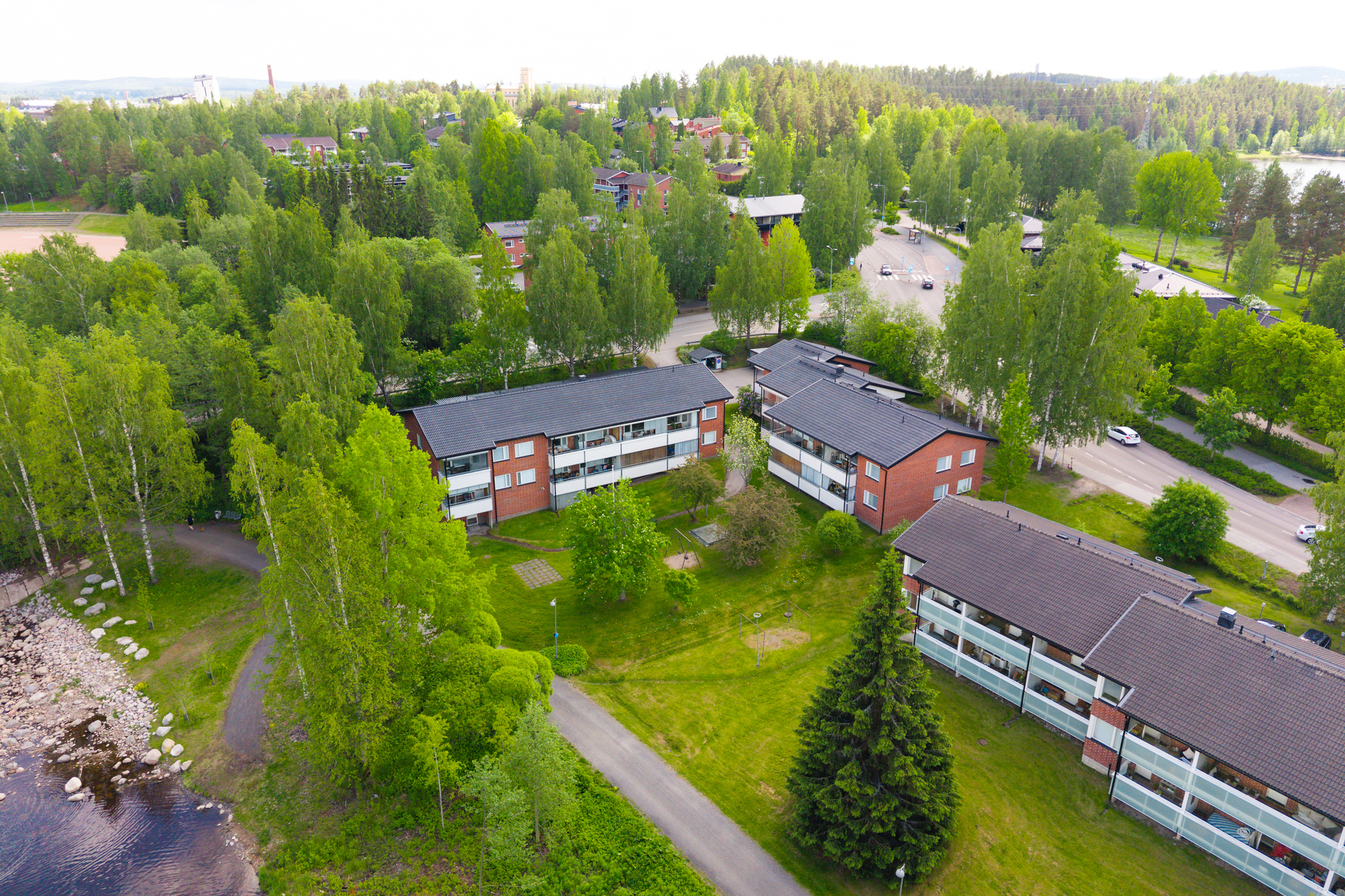 Lahjaharjuntie 1, Taulumäki, Jyväskylä