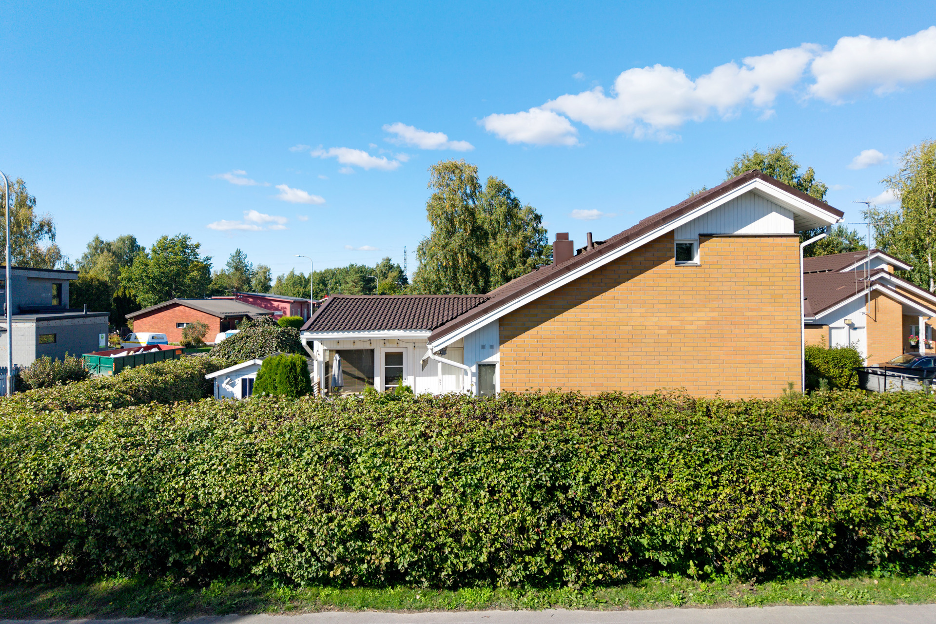 Leppälinnuntie 11, Tapanila, Helsinki