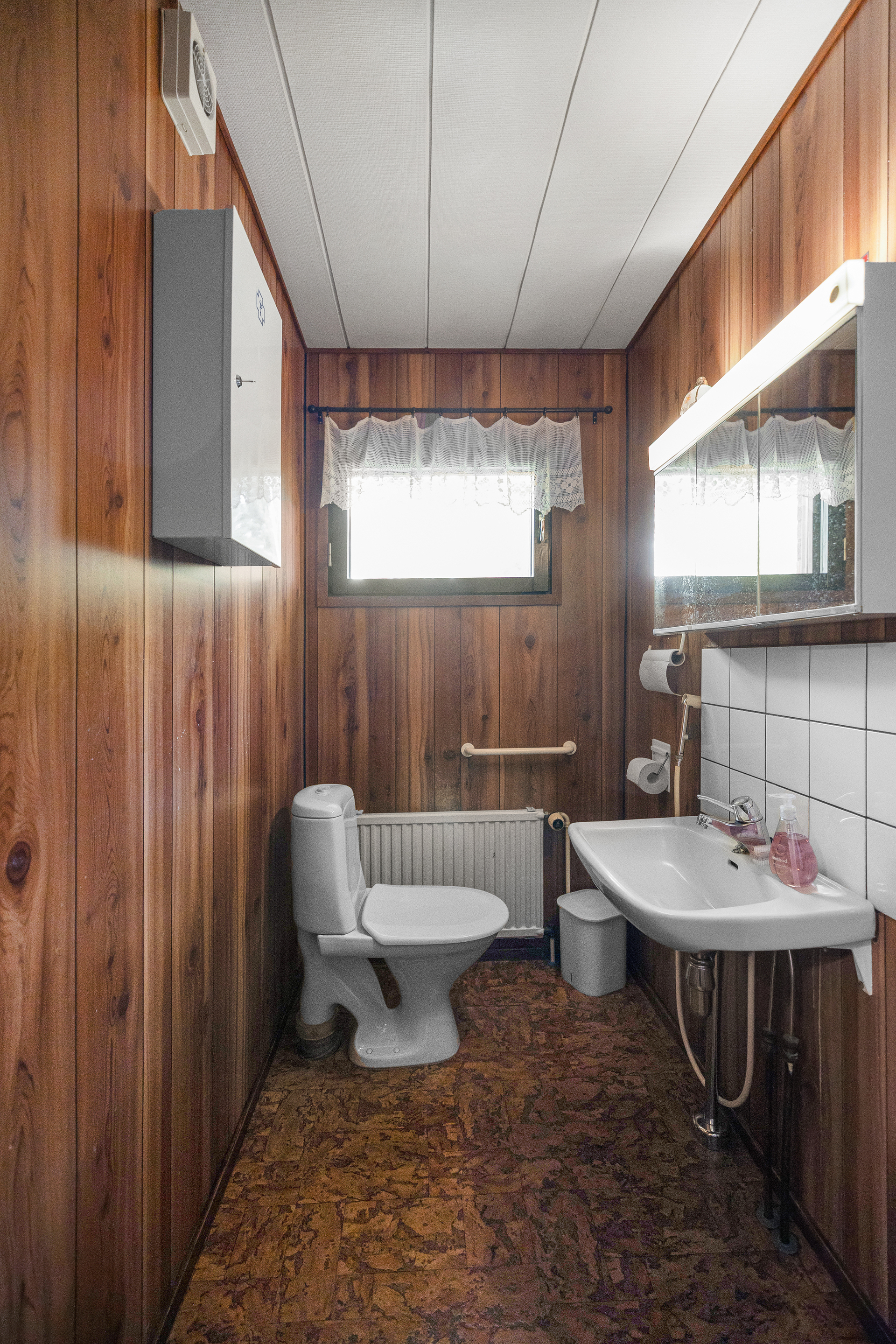 Erillinen wc