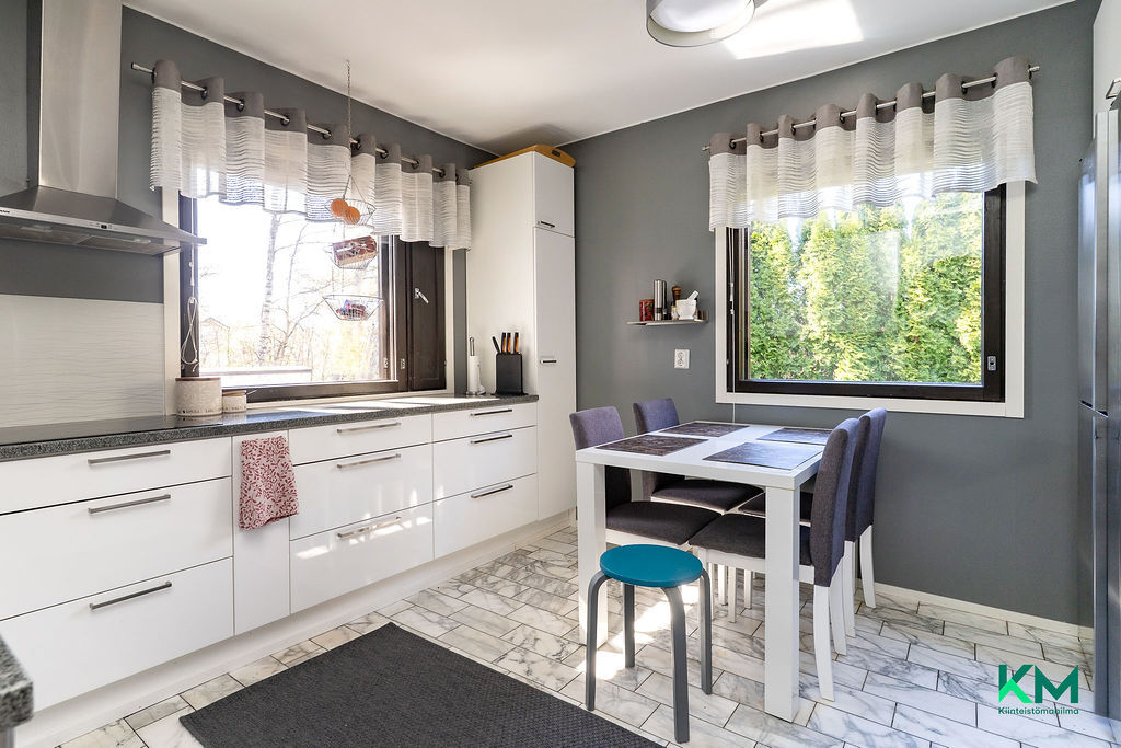 Kirkkoladonkatu 24a, Pappila, Tampere