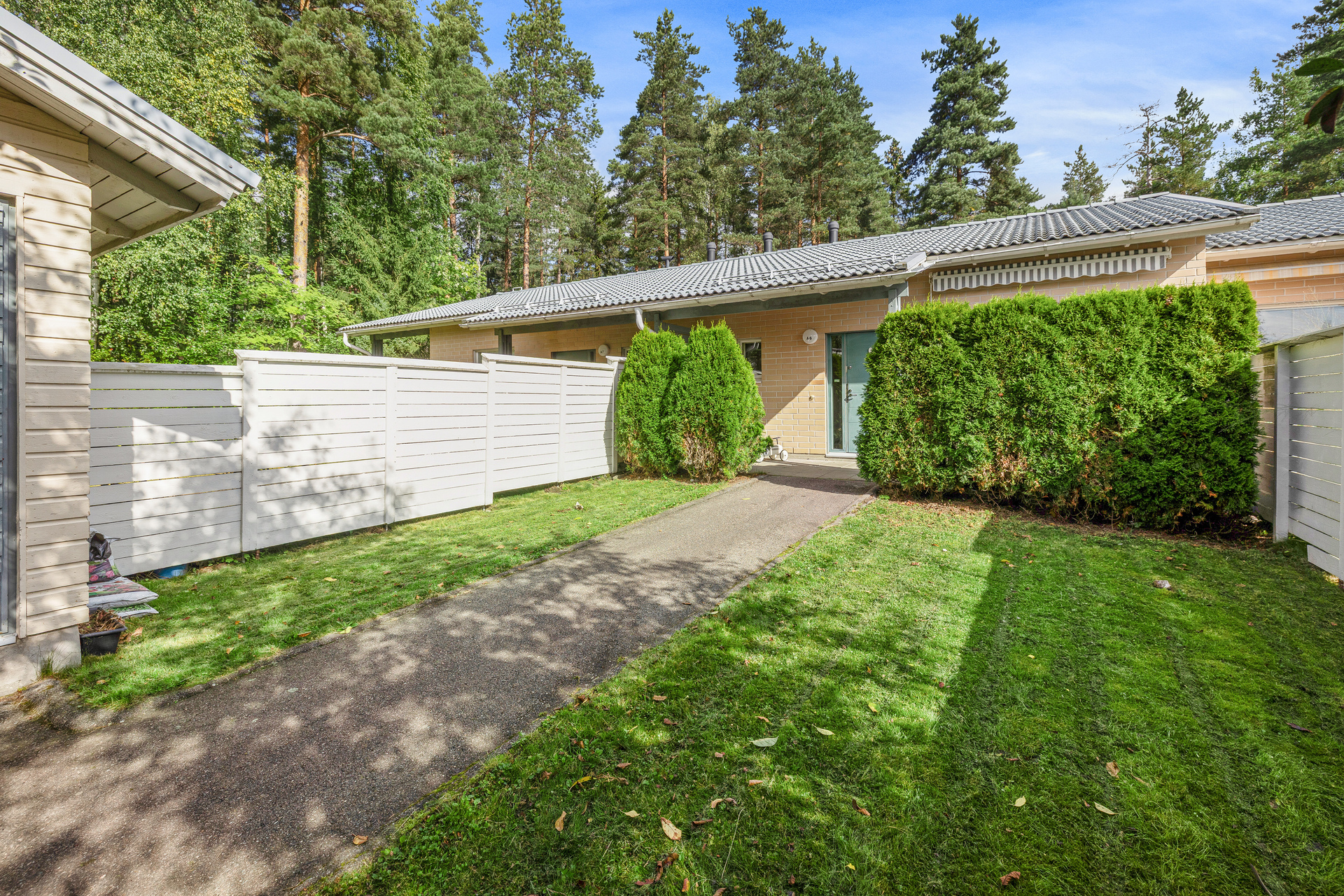 Rautiaisentie 21, Lintuvaara, Espoo