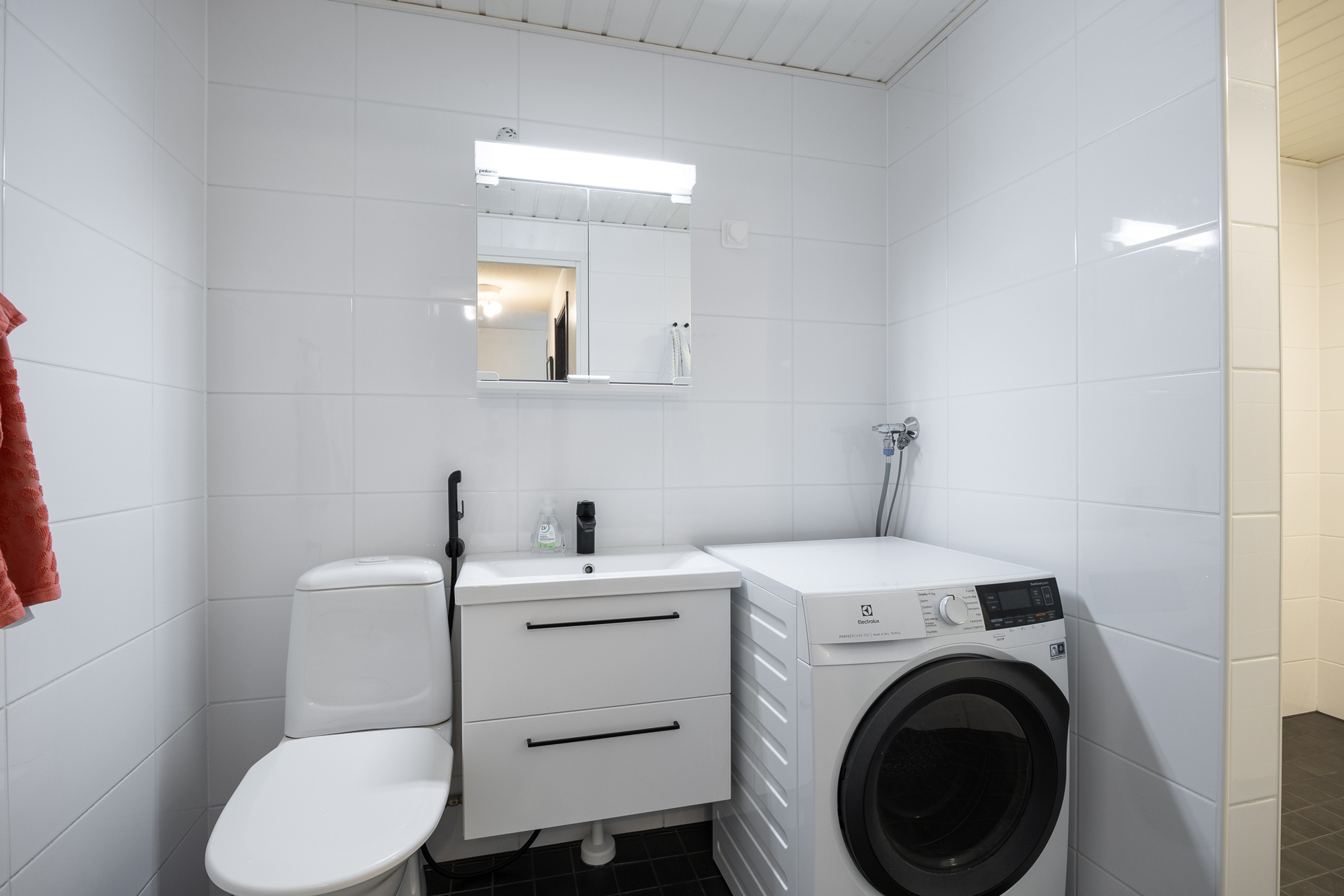 Kylpyhuoneessa wc-tila