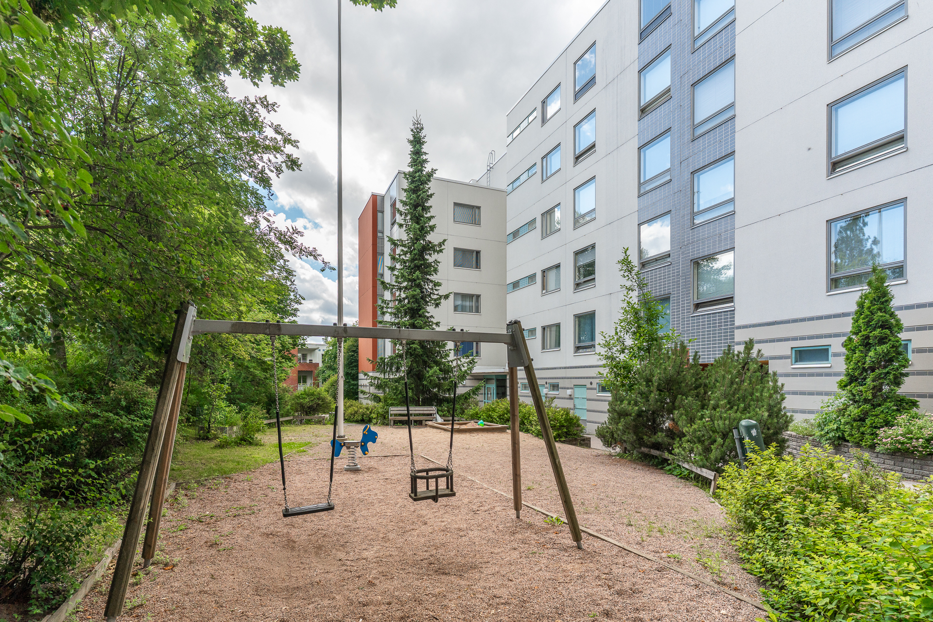 Pallastunturintie 1, Länsimäki, Vantaa