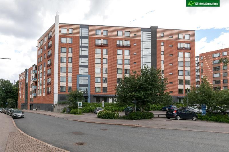 Strömbergintie 8, Pitäjänmäki, Helsinki
