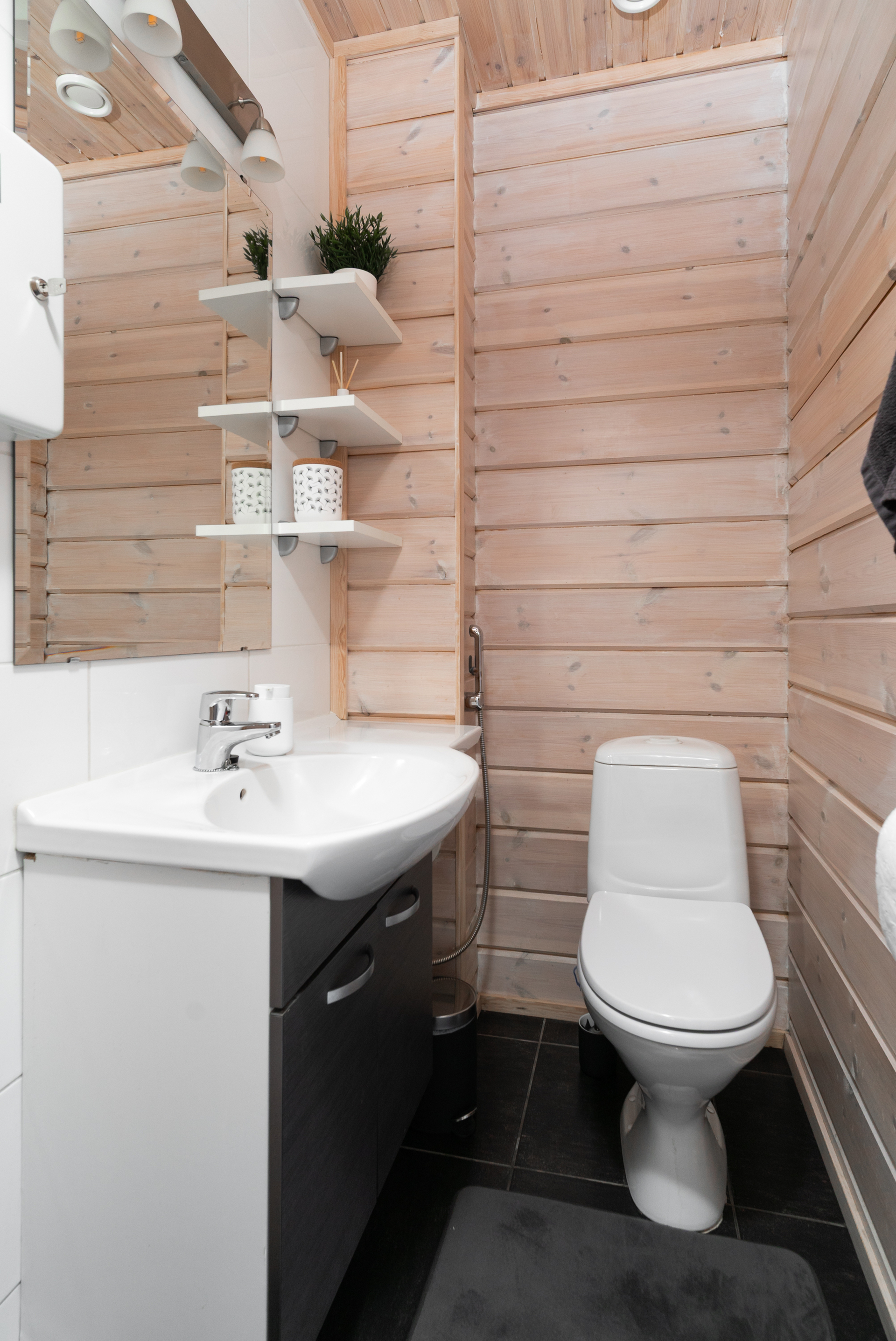 Erillinen wc