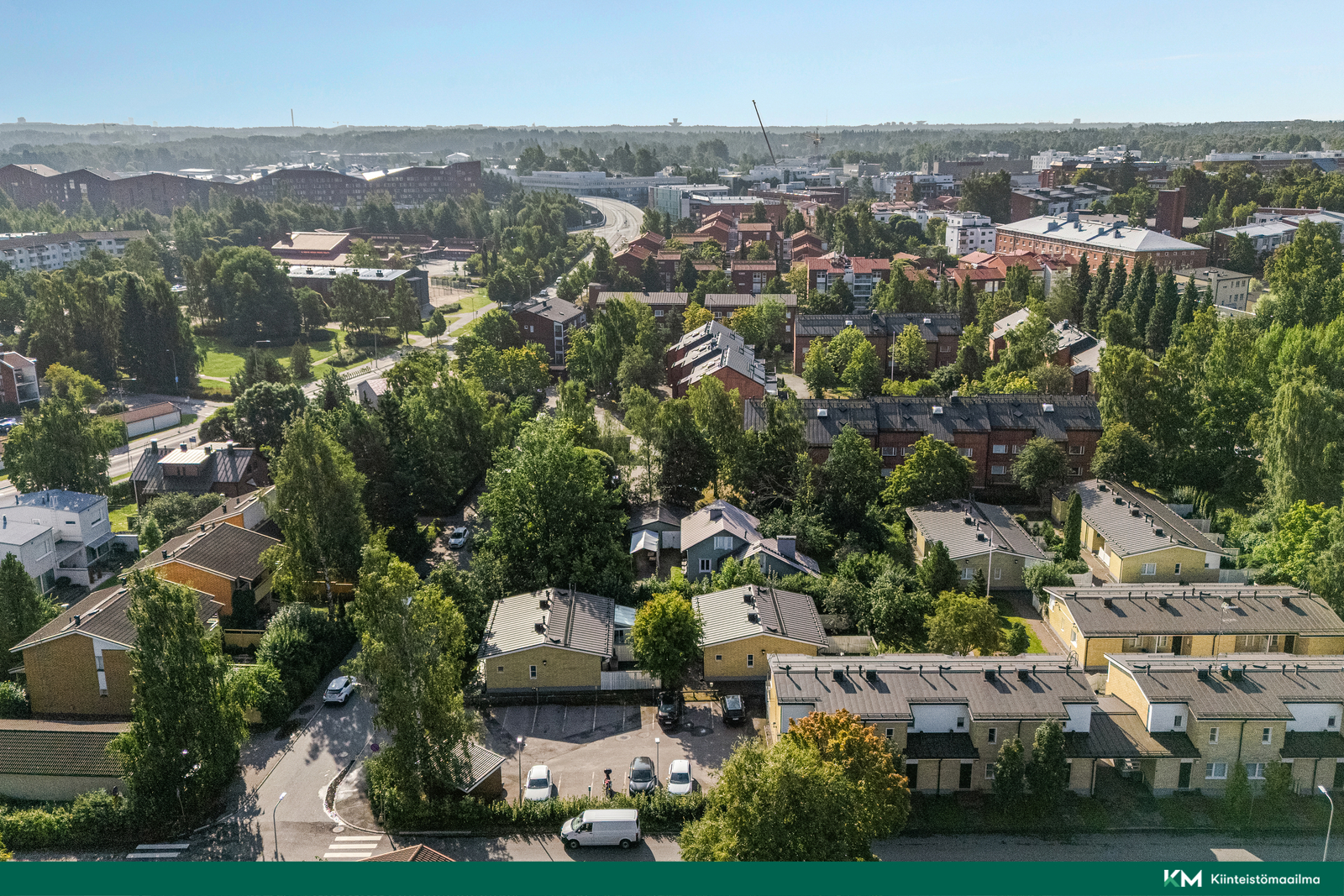 Huhtatie 6, Ylä-Malmi, Helsinki