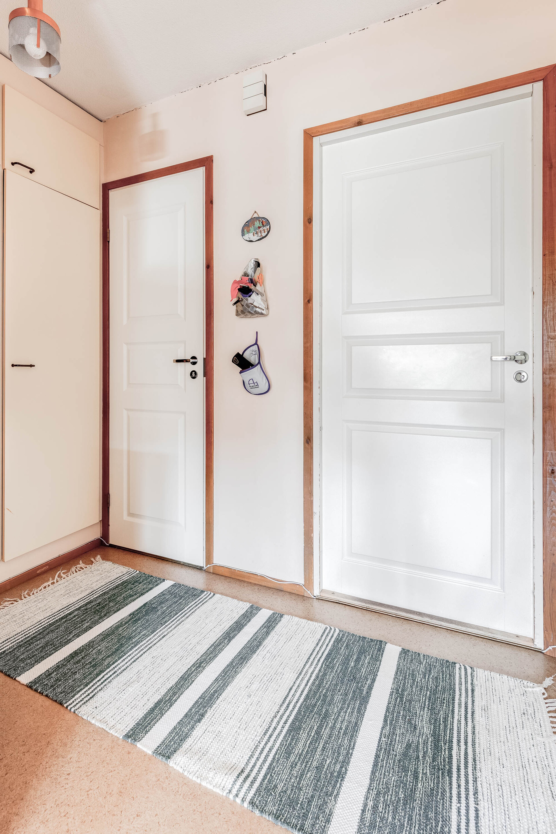Repovuorentie 19a, Paloheinä, Helsinki