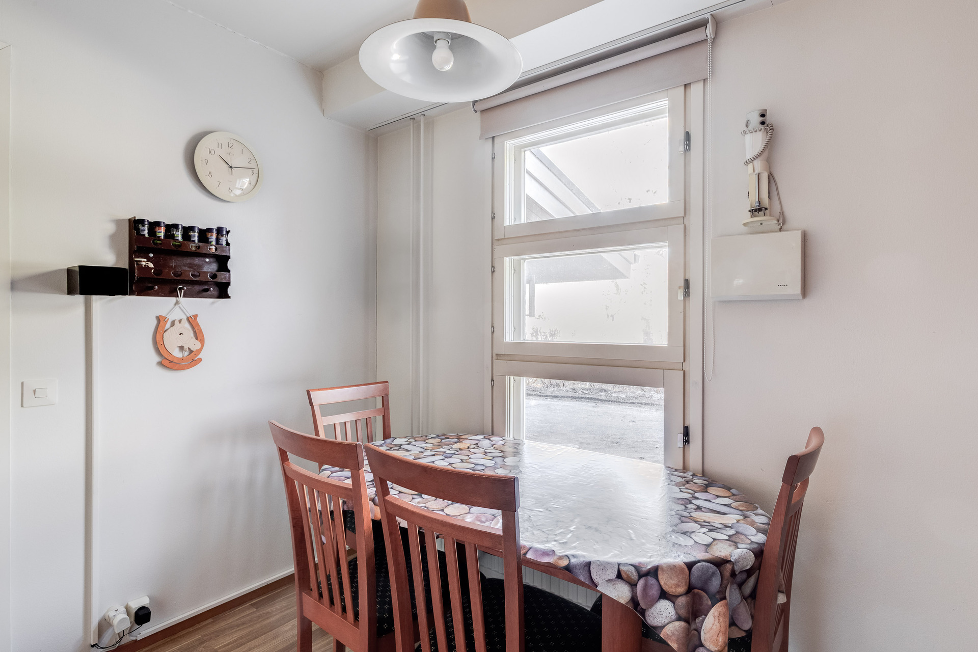 Repovuorentie 19a, Paloheinä, Helsinki