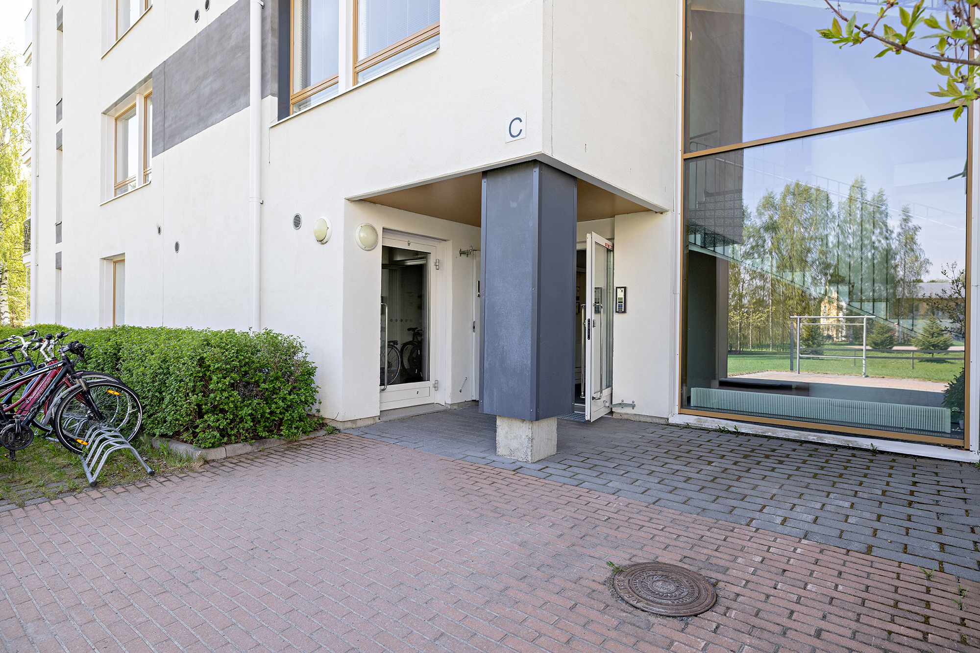 Kauppalinnankatu 1, Linnanmaa, Oulu