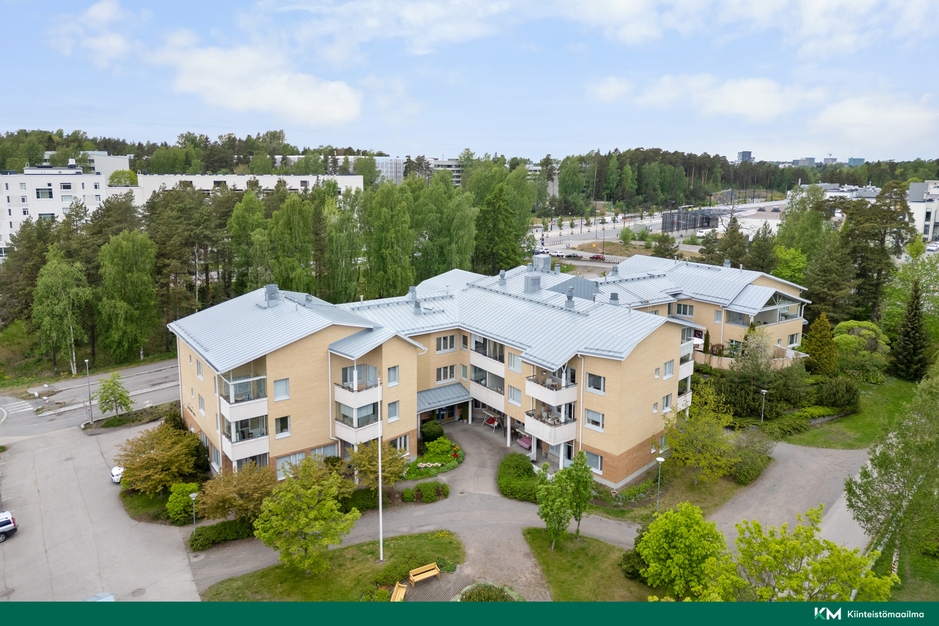 Kuvernöörinkuja 13, Laajasalo, Helsinki