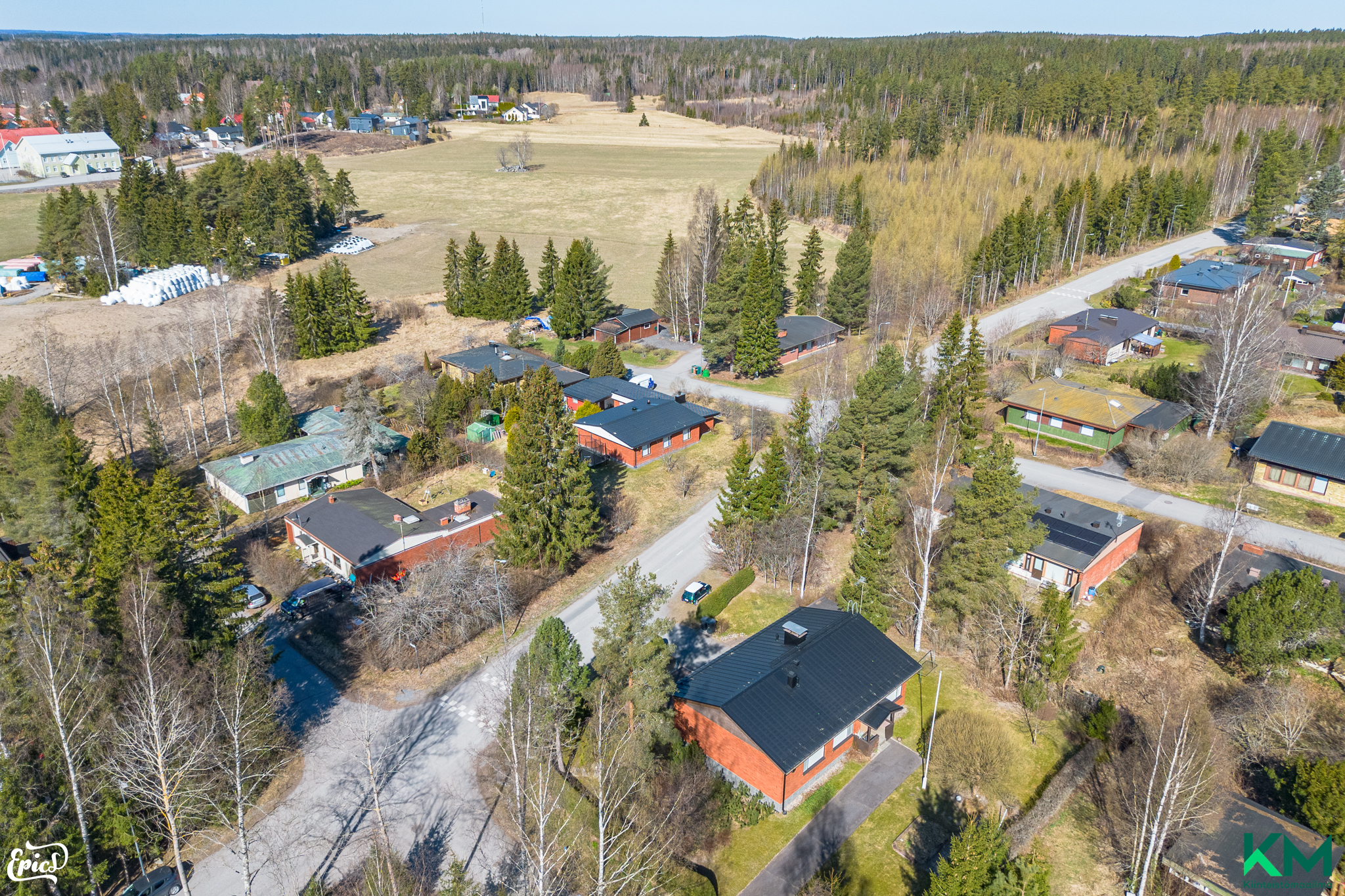 Kuokkalan koulu lähellä