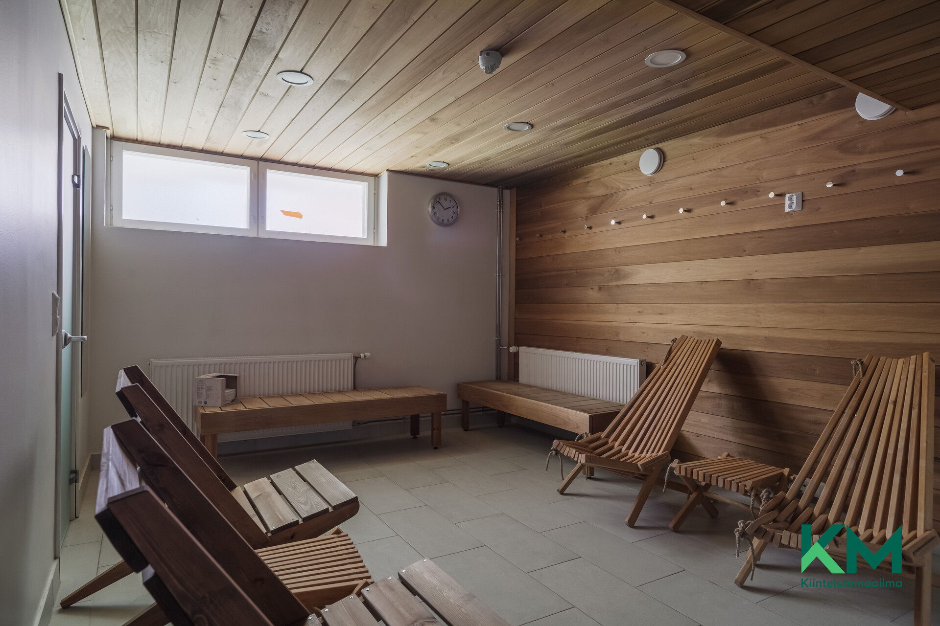 Urheilutie 8 , Kauniainen 