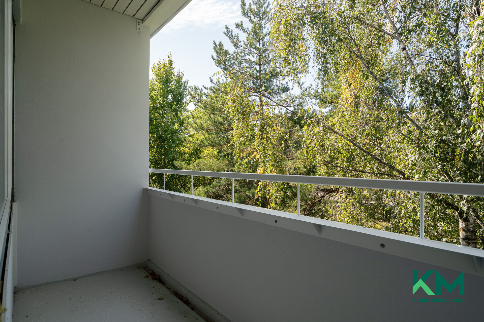 Urheilutie 8 , Kauniainen 