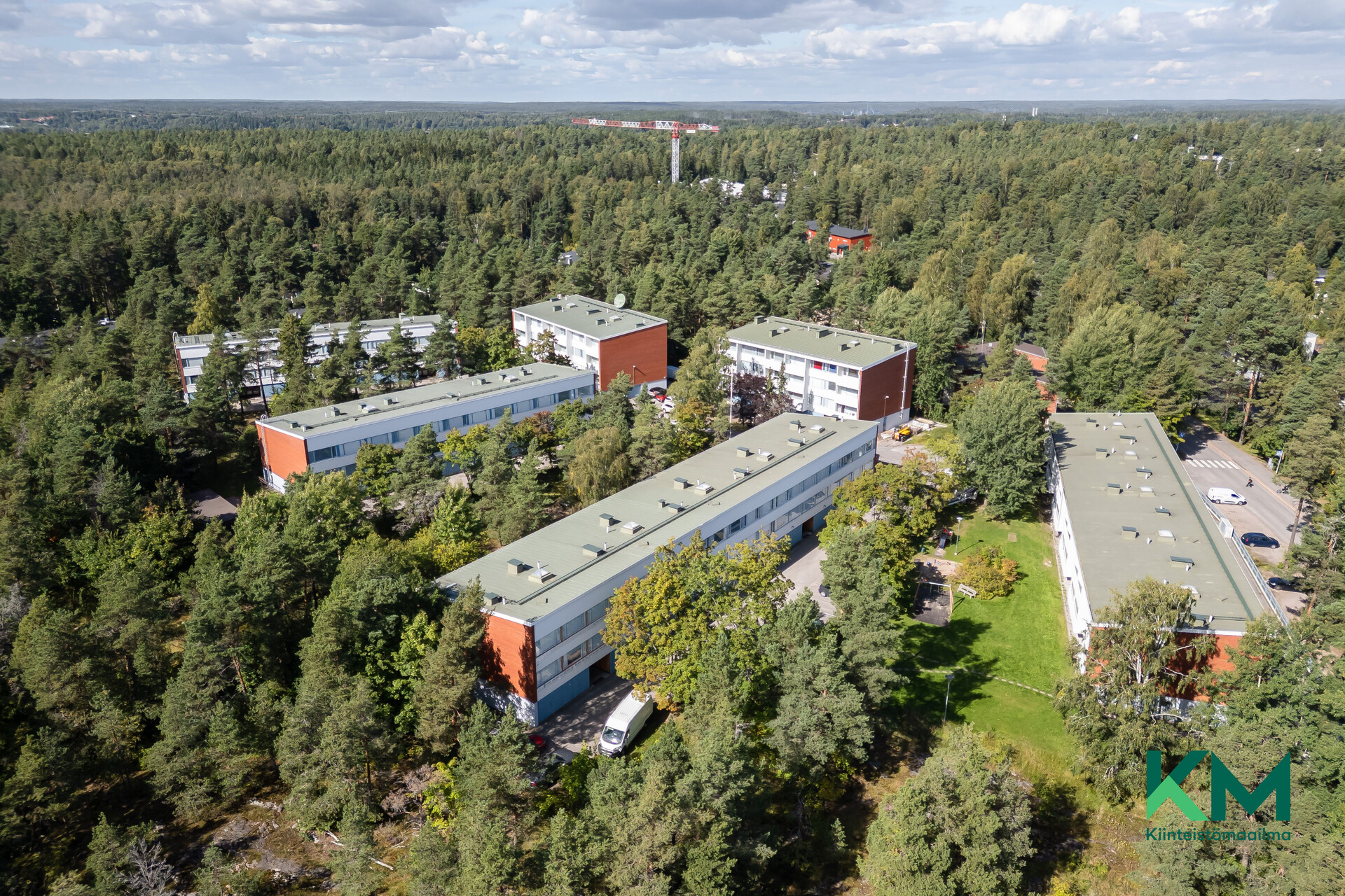 Urheilutie 8 , Kauniainen 