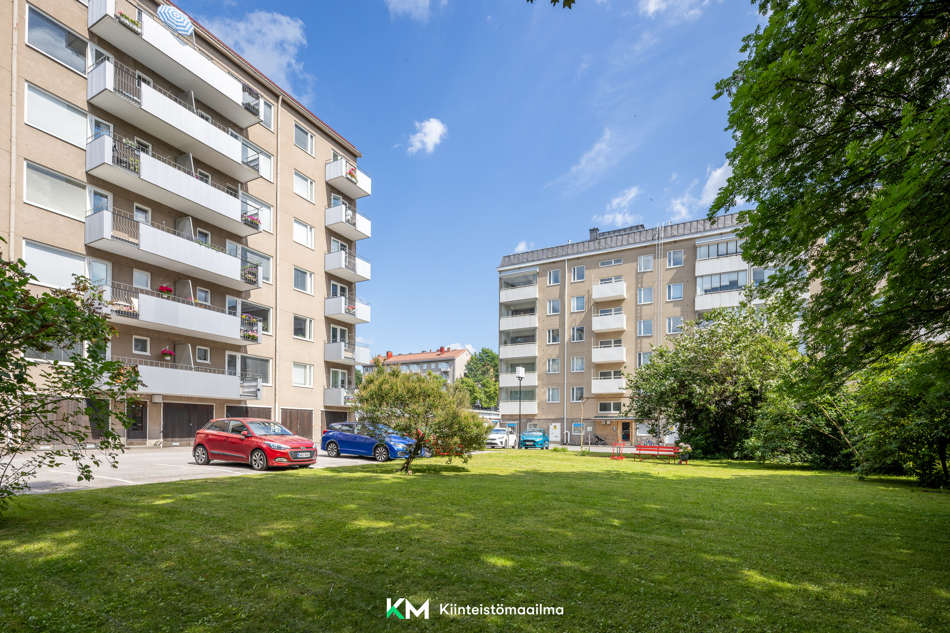 Perustie 12, Munkkiniemi, Helsinki