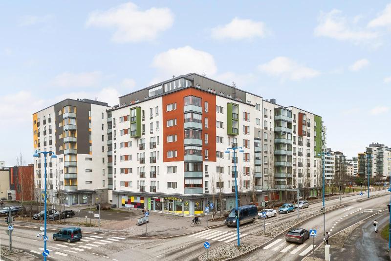 Emalitehtaankatu 5, Pajala, Järvenpää