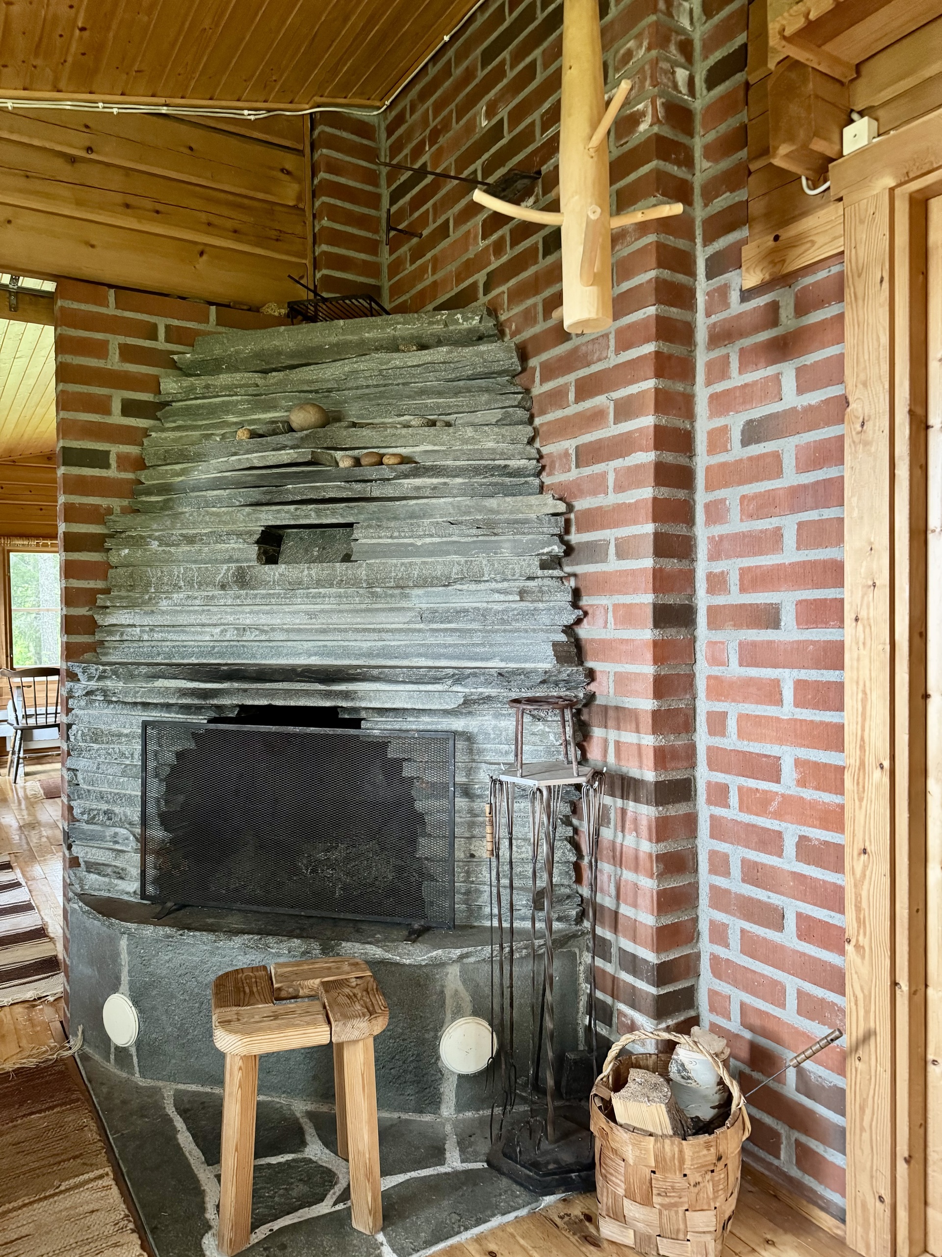 Vuolukivi takka