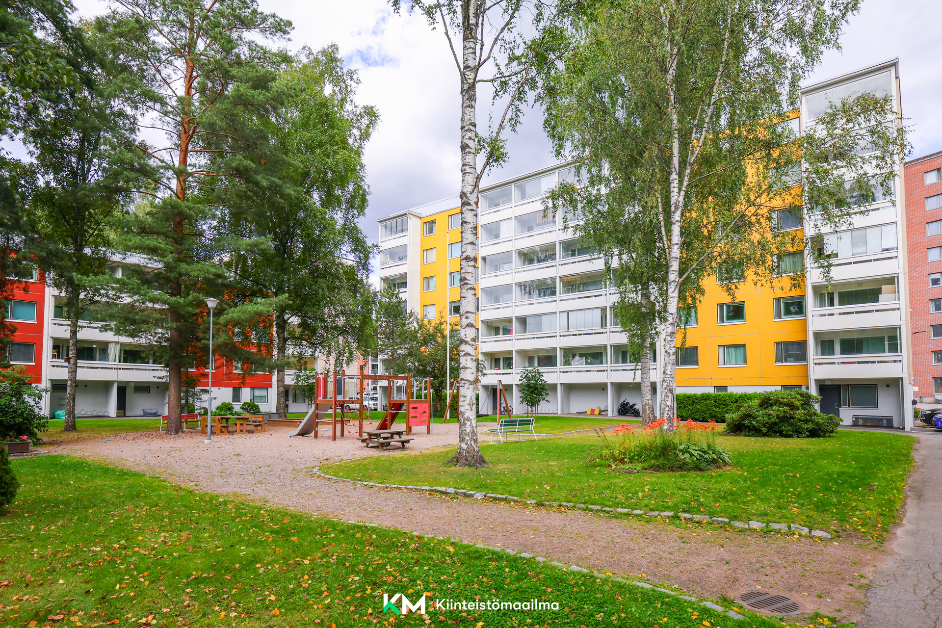 Teuvo Pakkalan tie 8 , Pohjois-Haaga, Helsinki