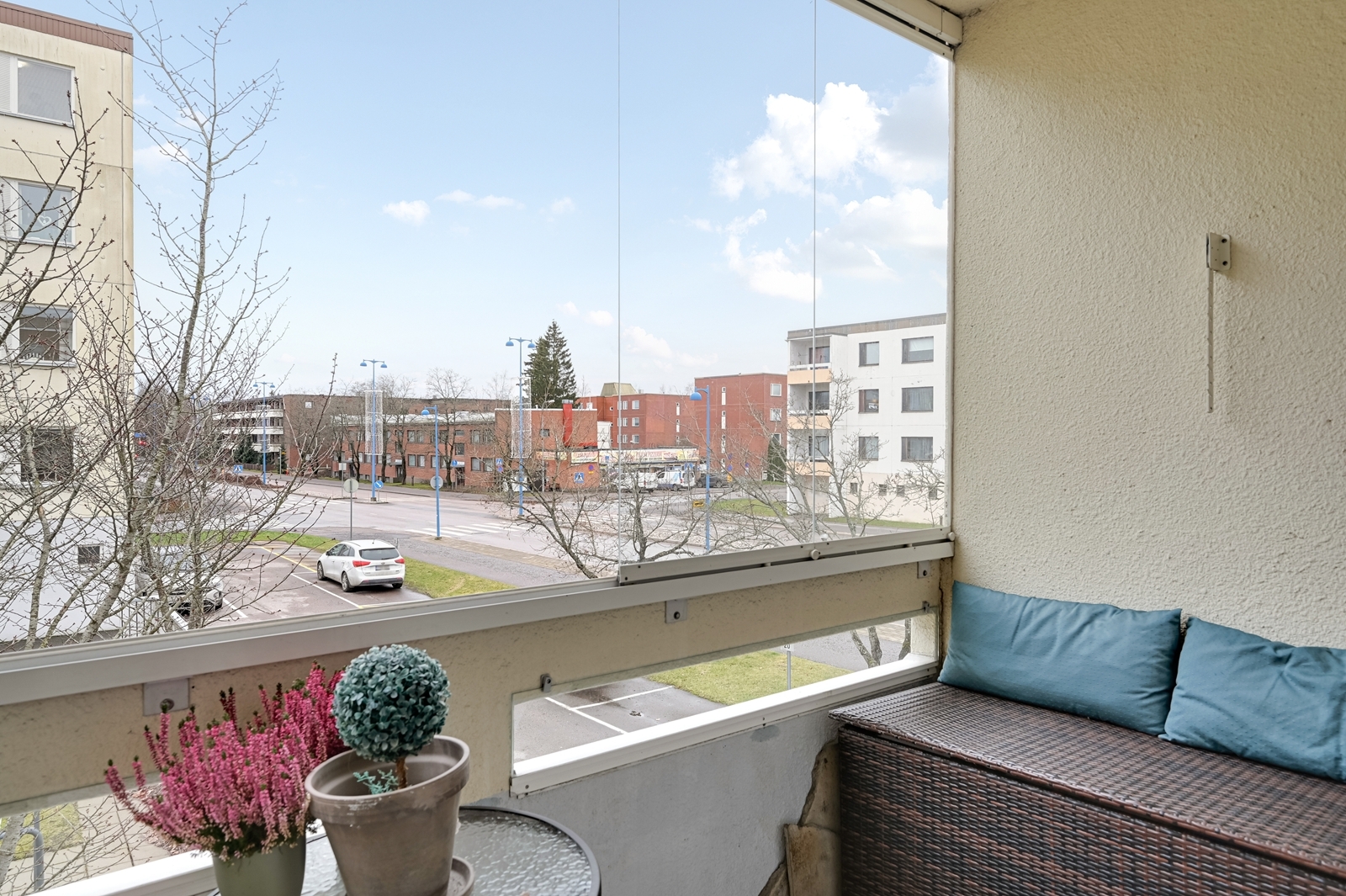 Postikatu 12, Järvenpää