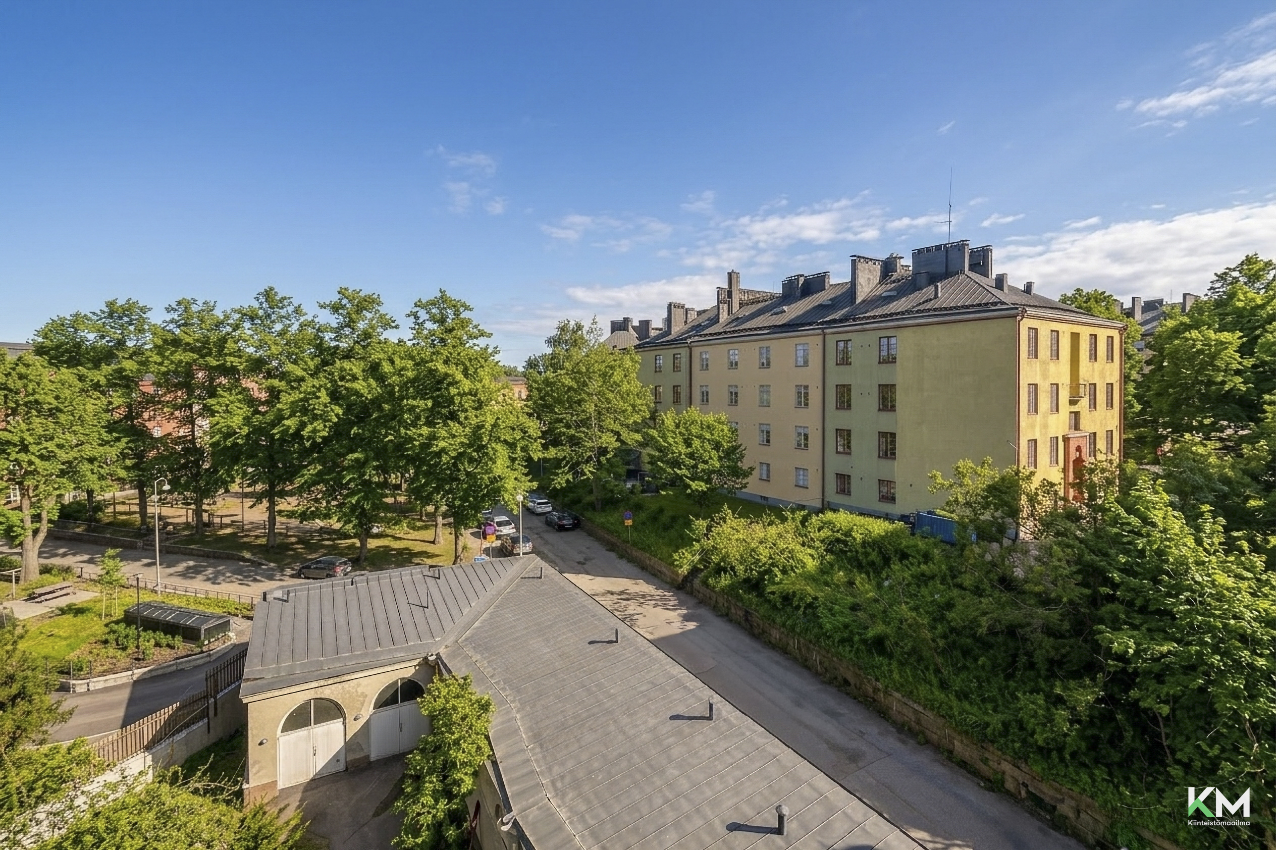 Asunnon näkymät yli Torkkelinmäen