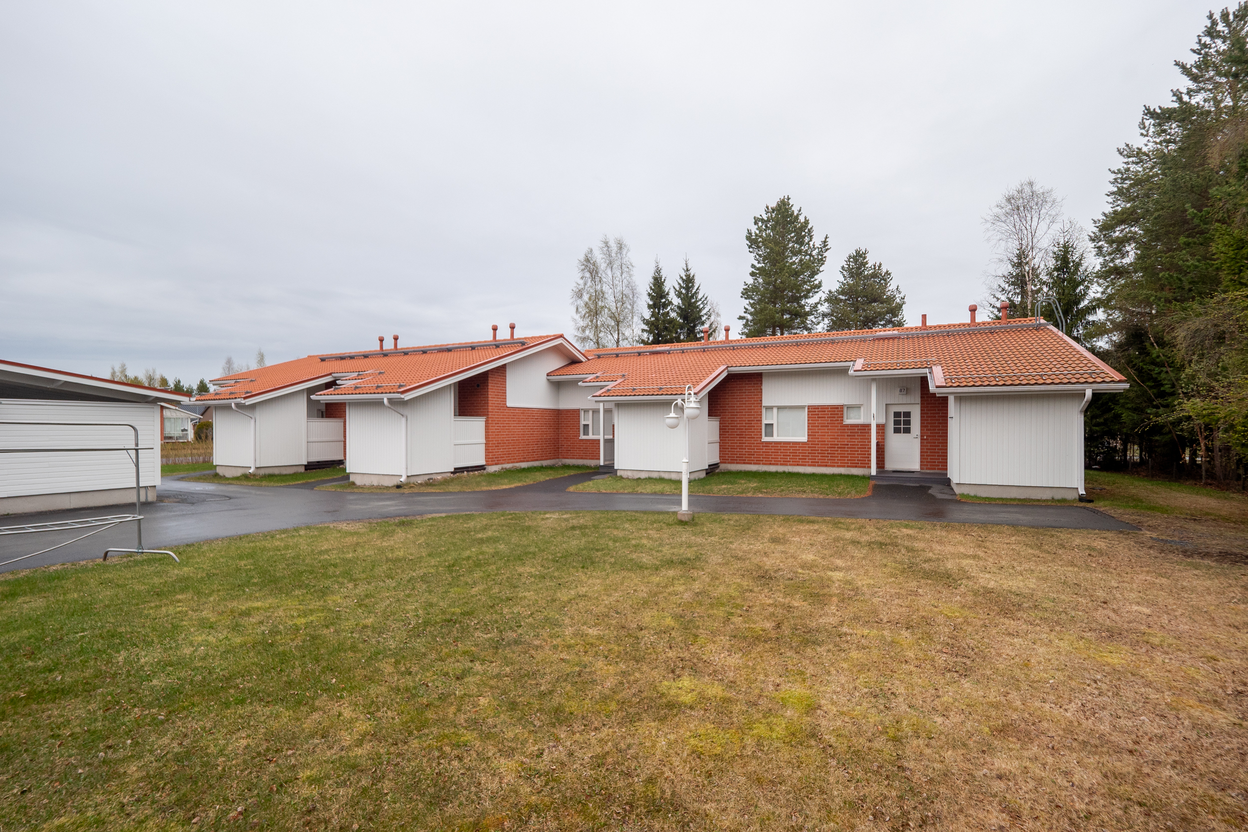 Virvelikuja 1, Oulu