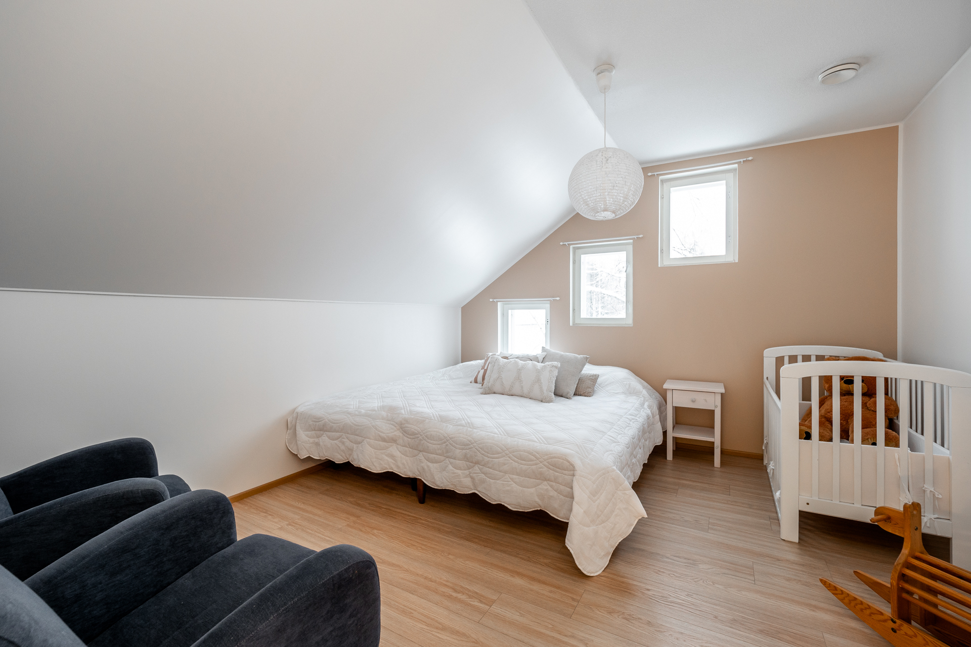 Kultasirkuntie 23, Oulunlahti, Oulu