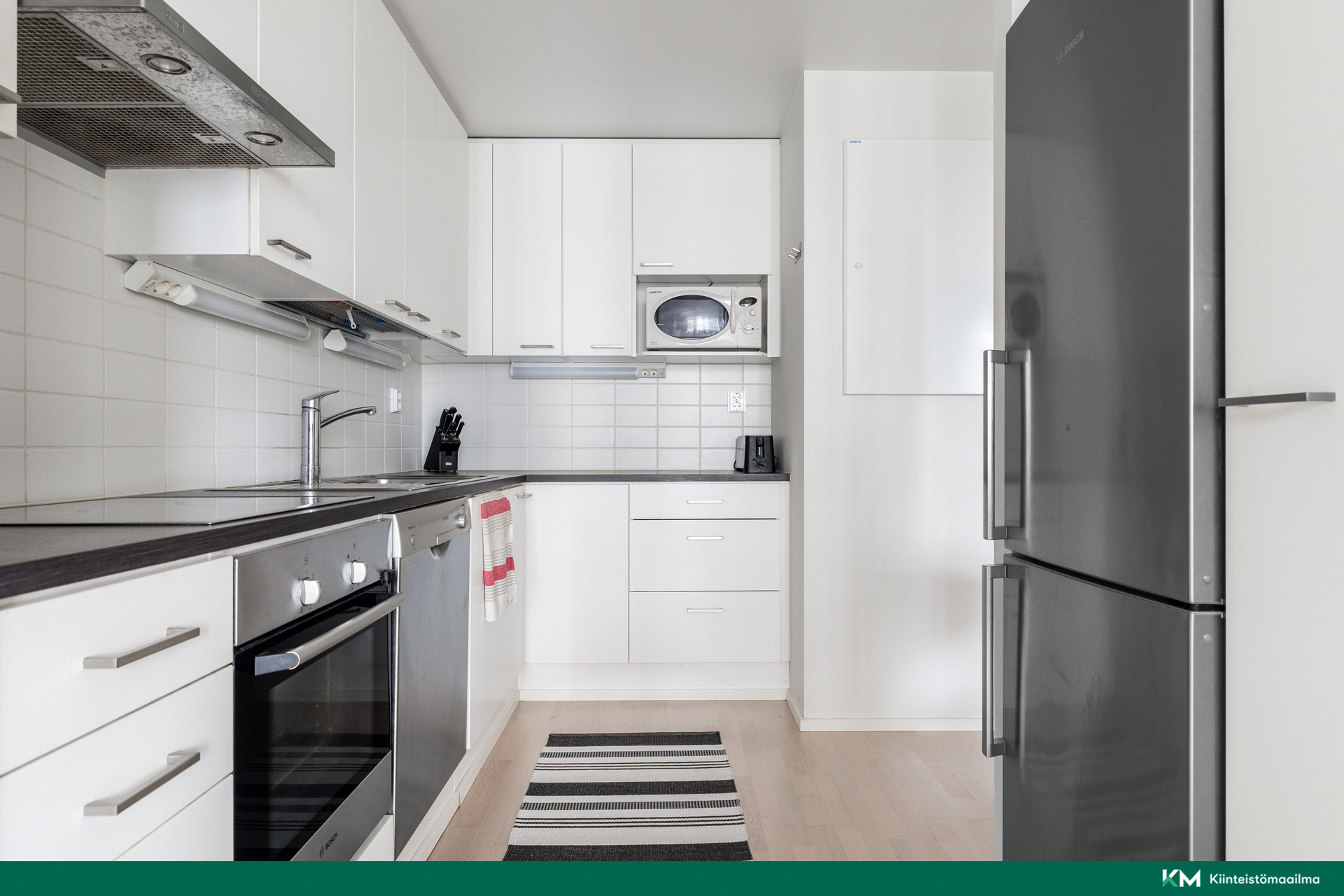 Adjutantinkatu 8, Mäkkylä, Espoo